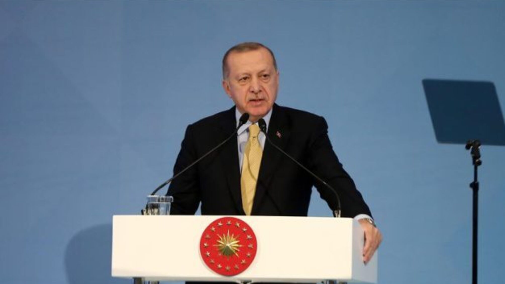 Ердоган передумав висилати з Туреччини послів 10 країн