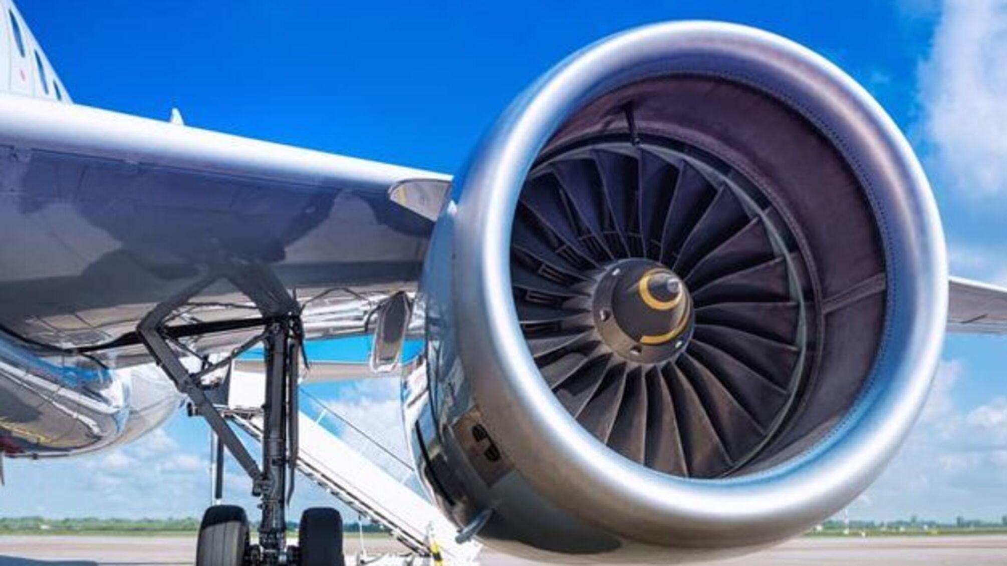 Світові авіакомпанії домовилися до 2050 року звести викиди вуглецю до нуля