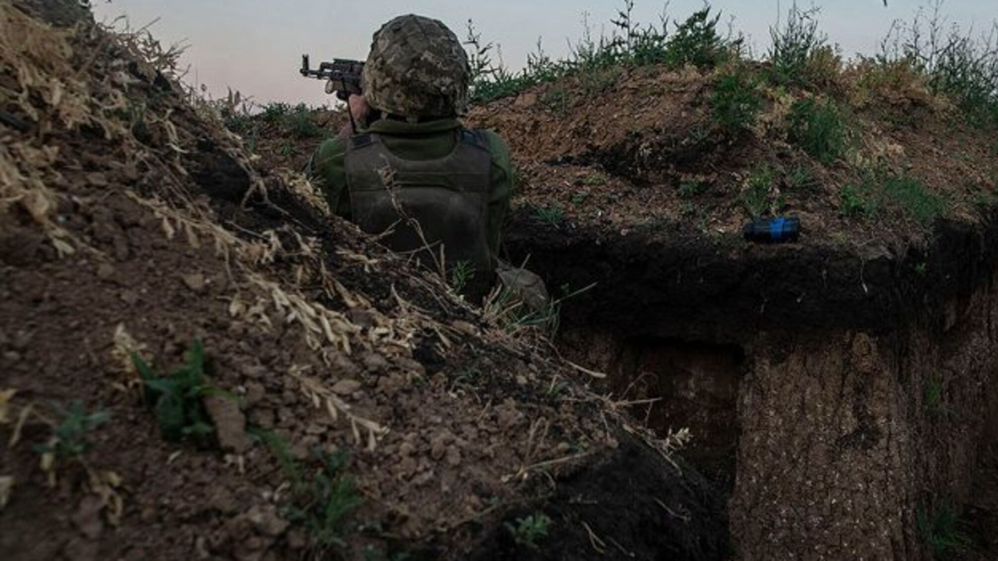 Окупанти шість разів зривали «тишу» у зоні ООС, поранений військовий