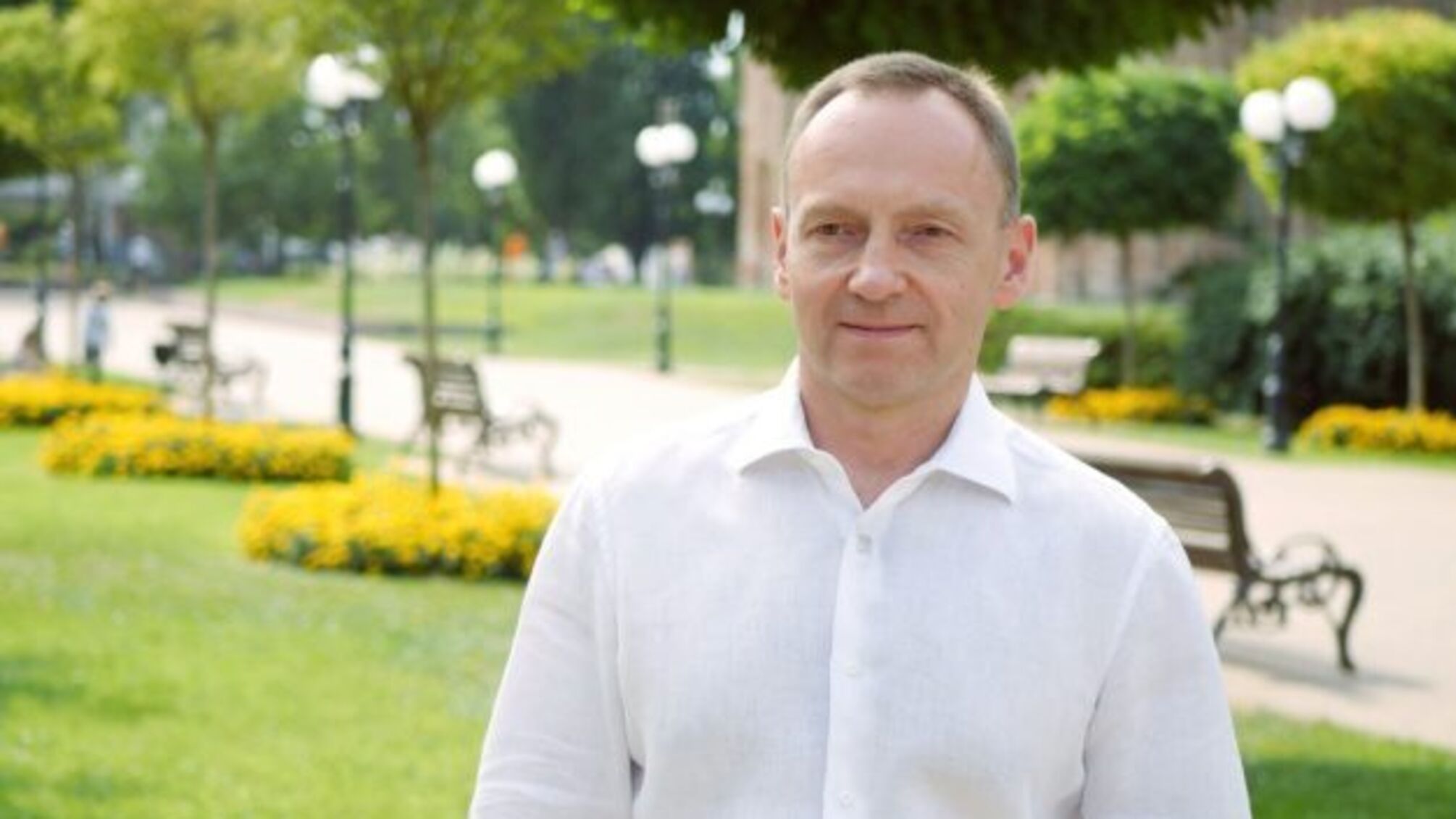 Мер Чернігова зобов’язав невакцинованих підлеглих здавати ПЛР-тести