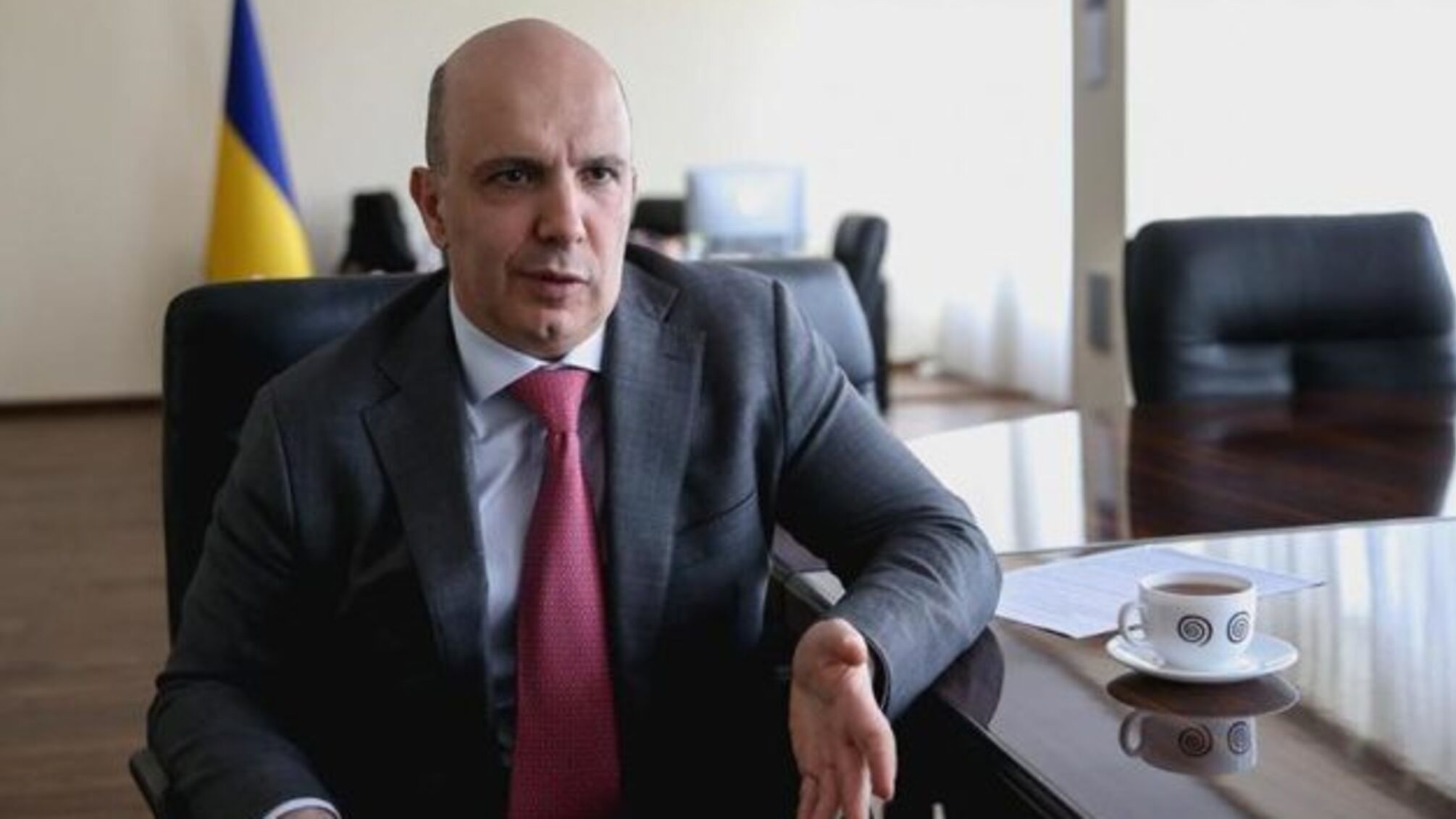 Заява міністра Абрамовського про відставку надійшла до Ради