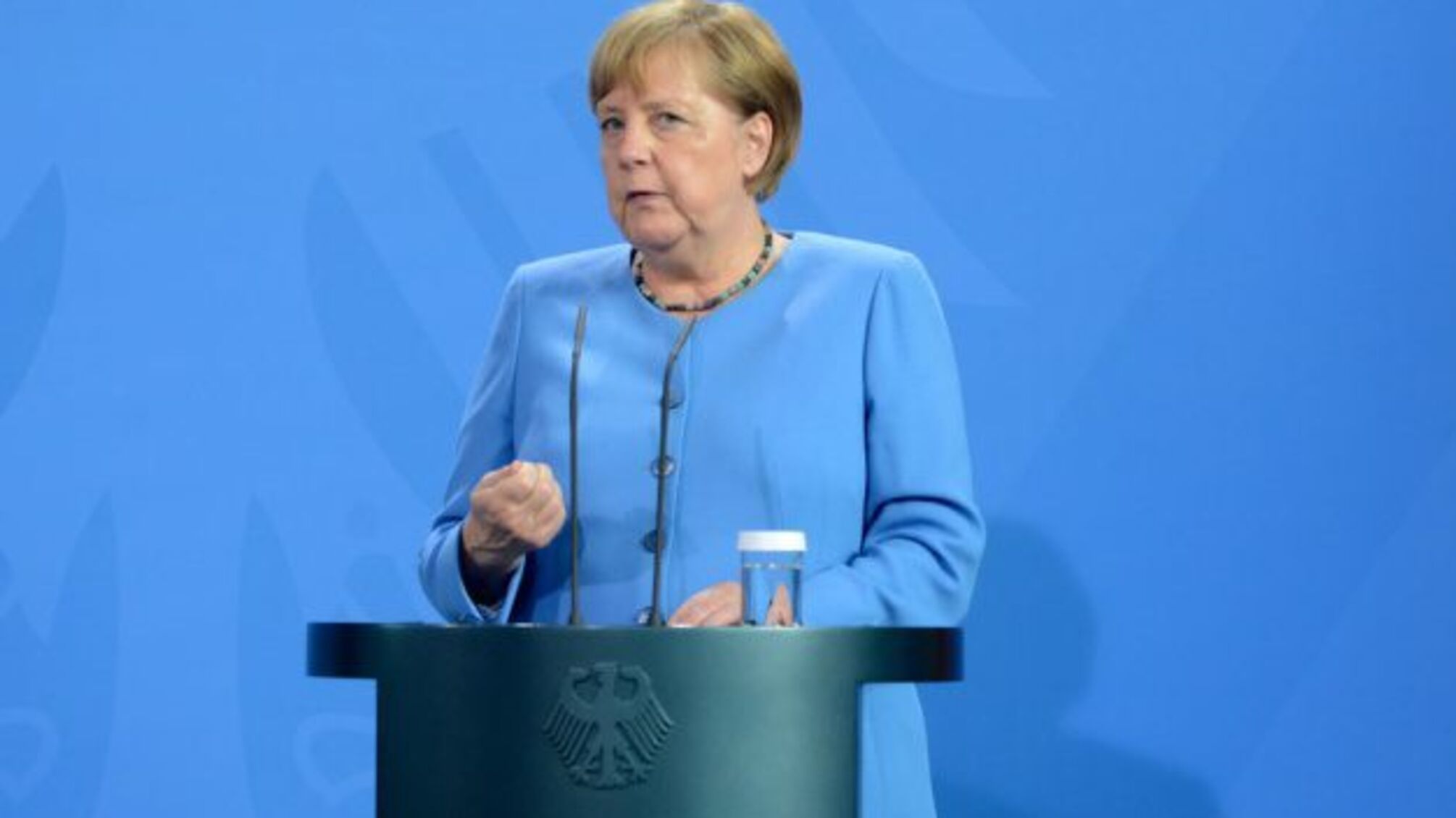 Гуманітарна допомога Афганістану має бути узгоджена – Меркель