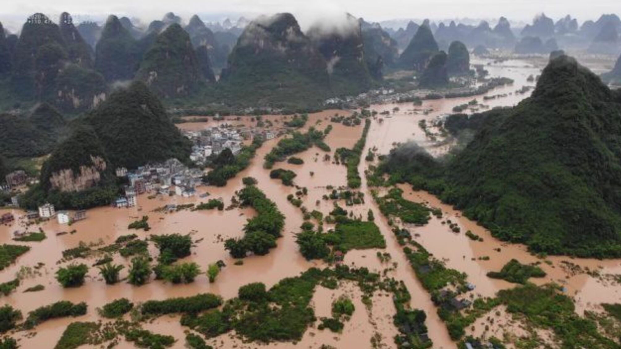 Унаслідок повеней на півночі Китаю загинули 29 осіб
