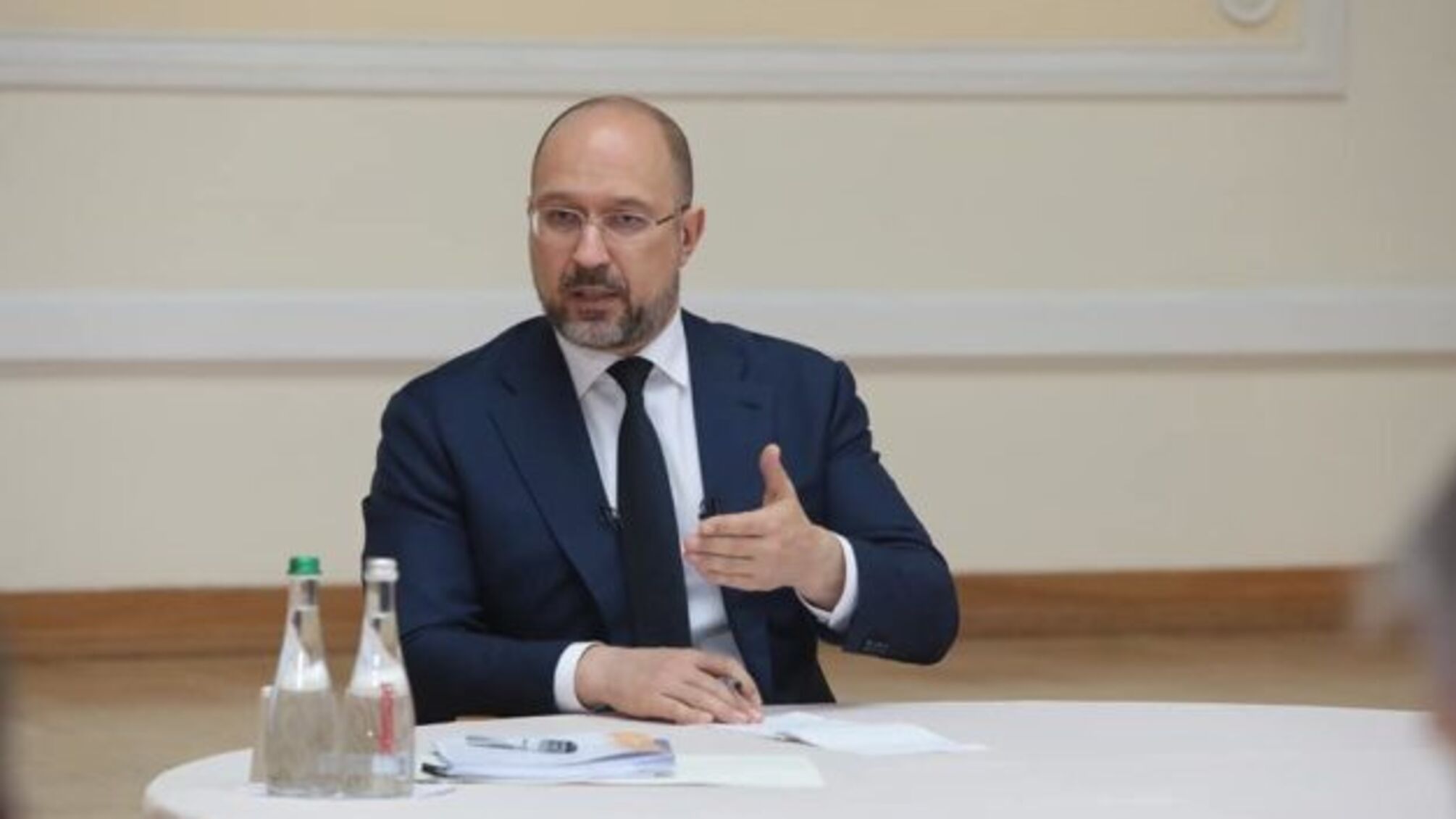 Шмигаль каже, що закон про олігархів - не про економіку