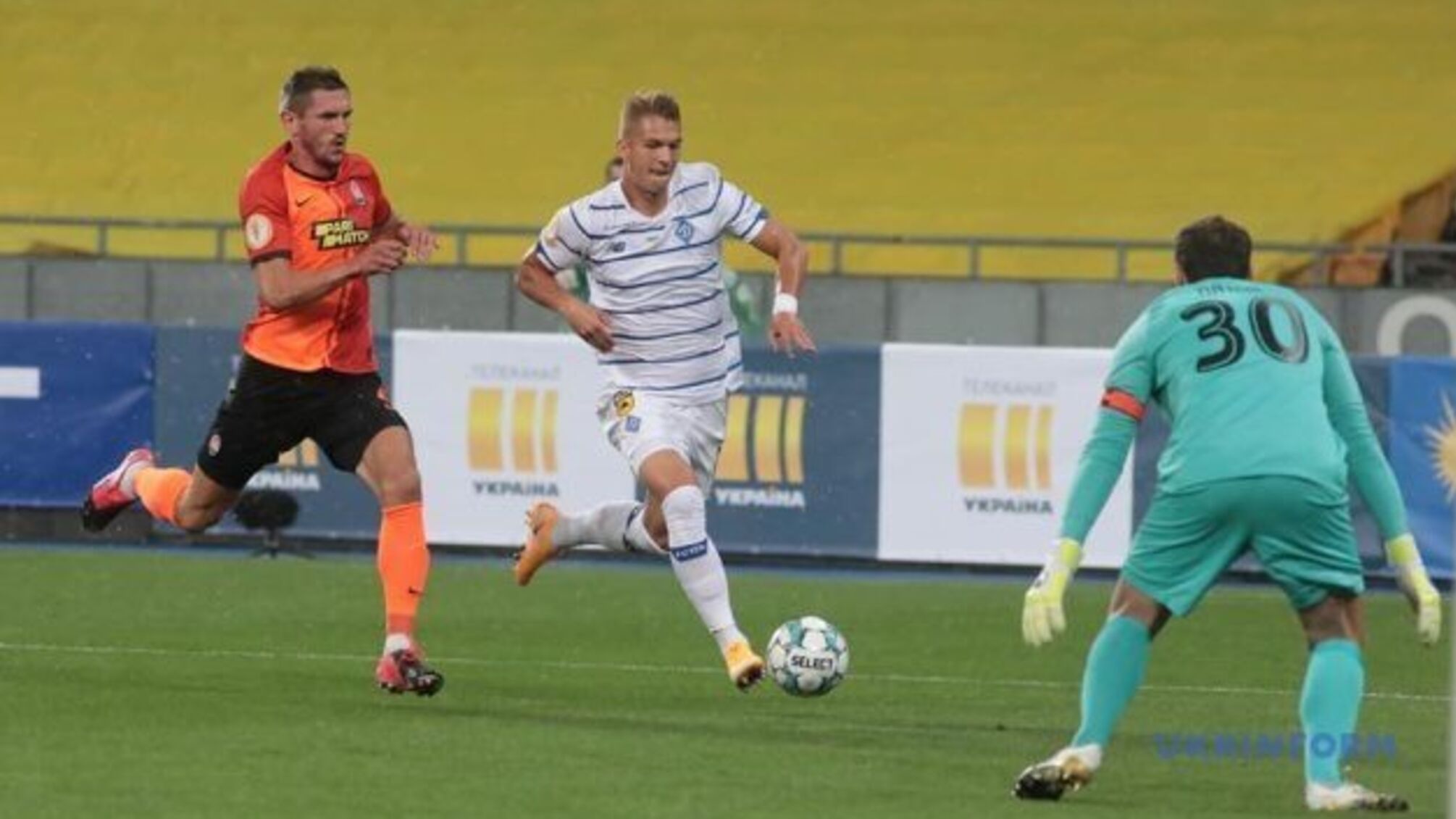 Букмекери дали прогноз на матч УПЛ «Динамо» - «Шахтар»