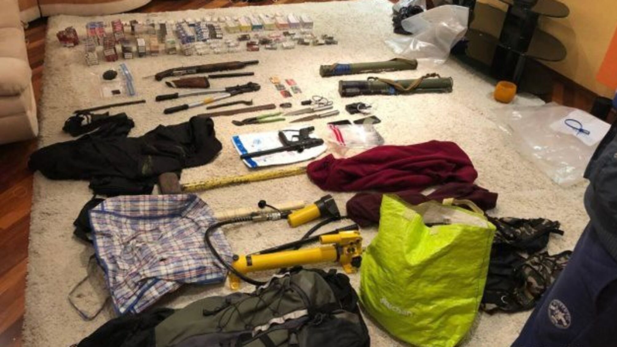 У злодія-рецидивіста на Київщині поліція вилучила арсенал боєприпасів та зброю