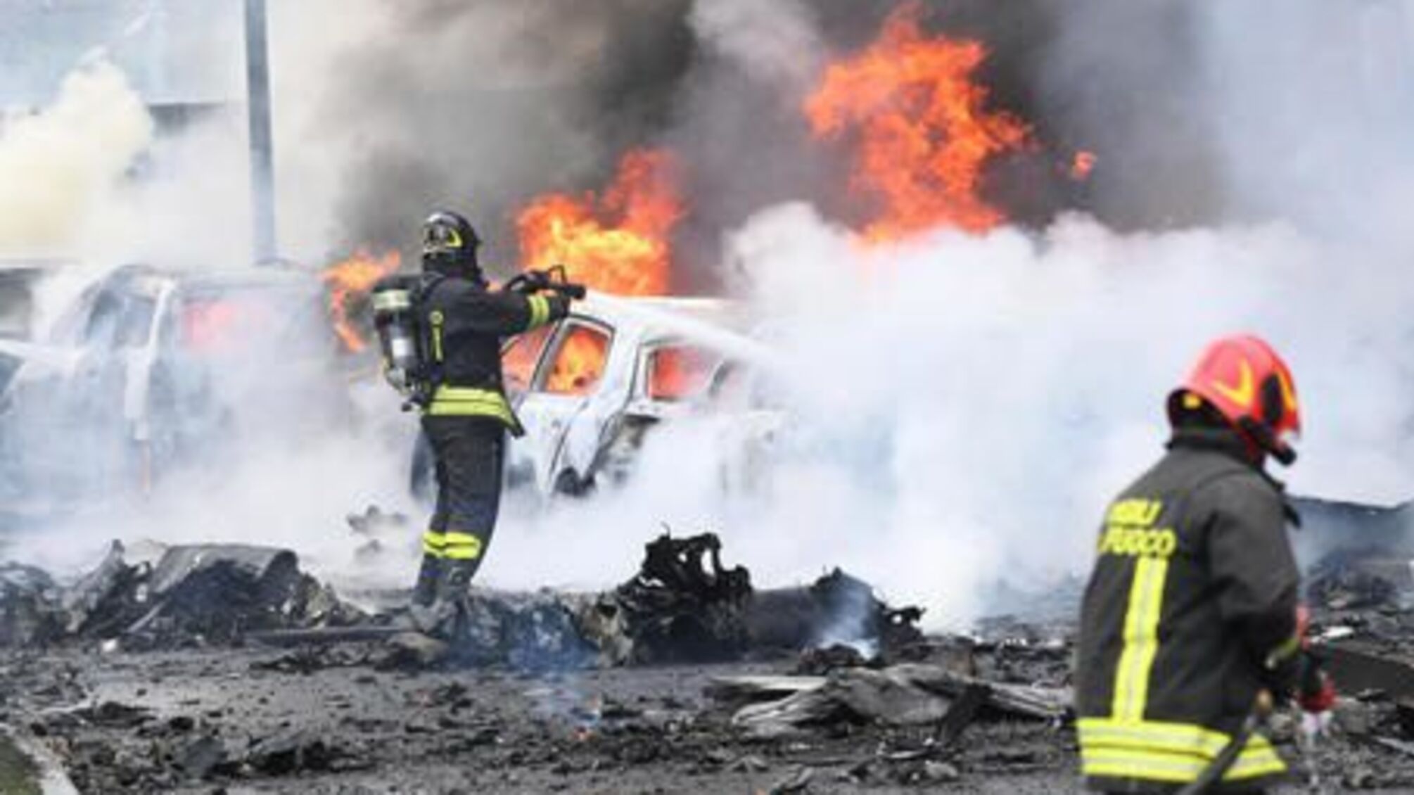 На півночі Італії впав літак, загинув пілот і семеро пасажирів