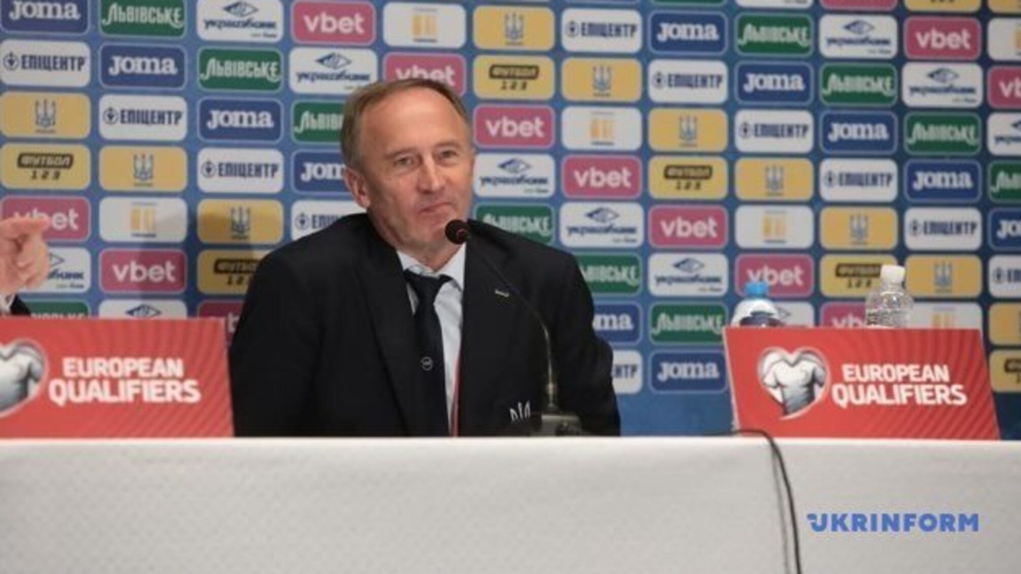 Петраков розповів про втрати збірної: Малиновського, Зінченка, Буяльського і Миколенка не буде