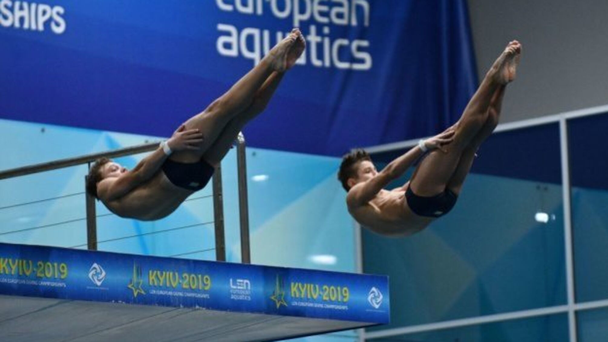 Азаров і Болюх сенсаційно перемогли в синхронних стрибках на чемпіонаті України