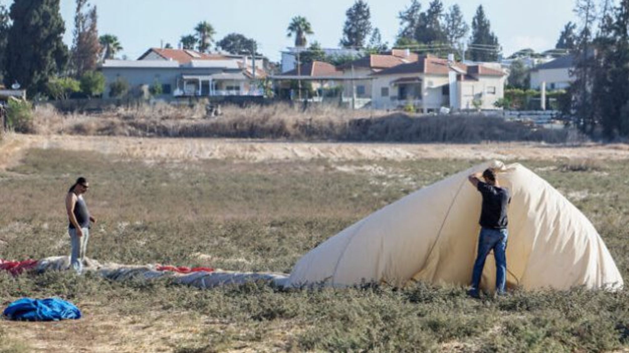 В Ізраїлі загинув аеронавт - впав із повітряної кулі на авто