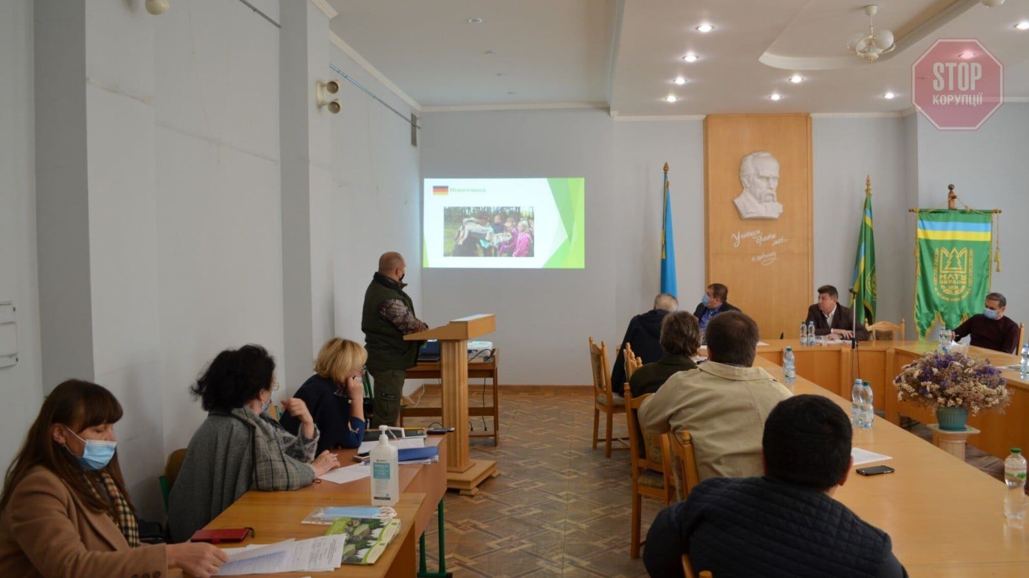Скандал із мисливствознавством: у Львові з’ясовували, чи навчають дітей полювати