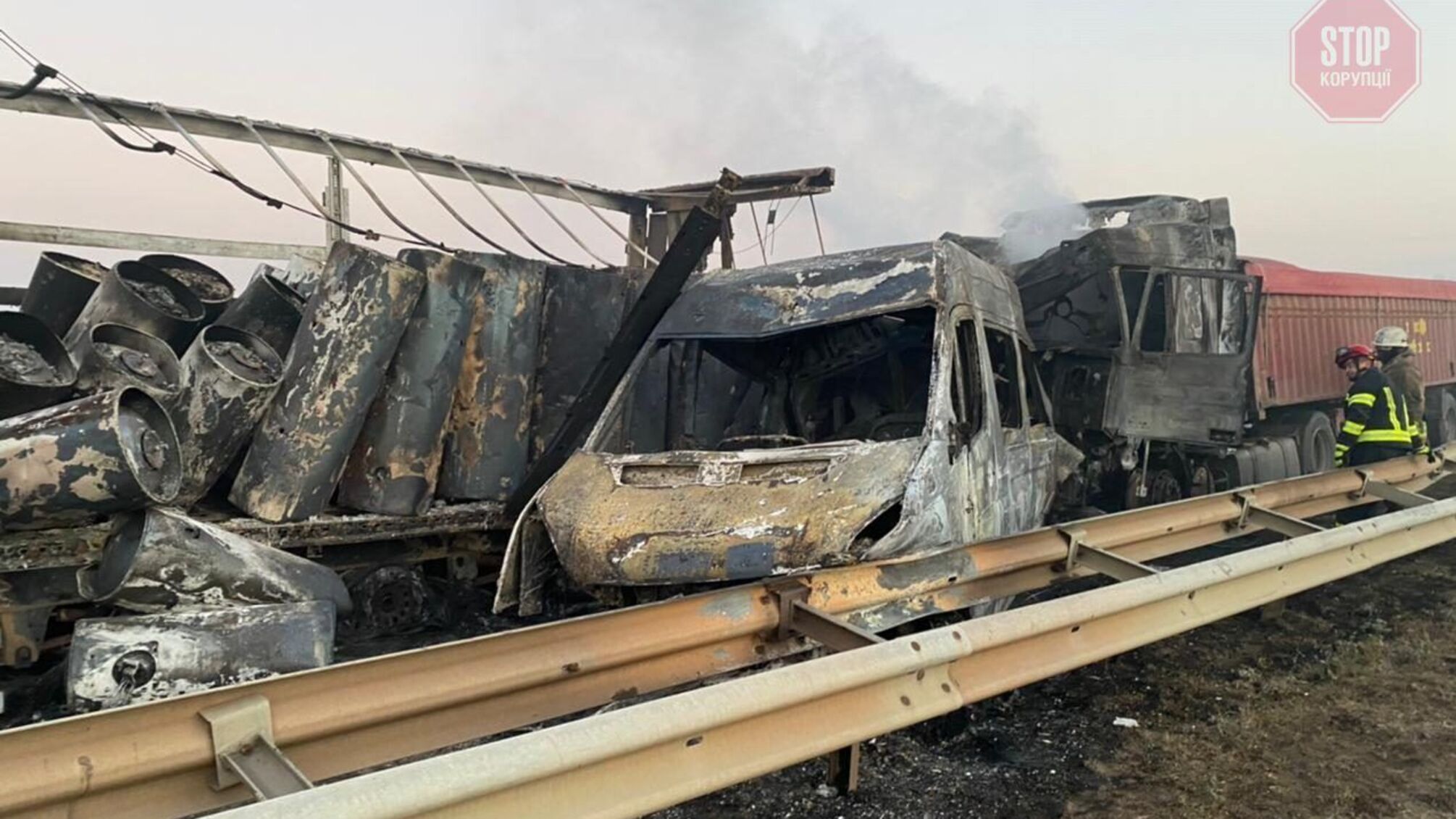 Страшное ДТП на трассе Киев-Одесса: трое погибших и раненых (фото)