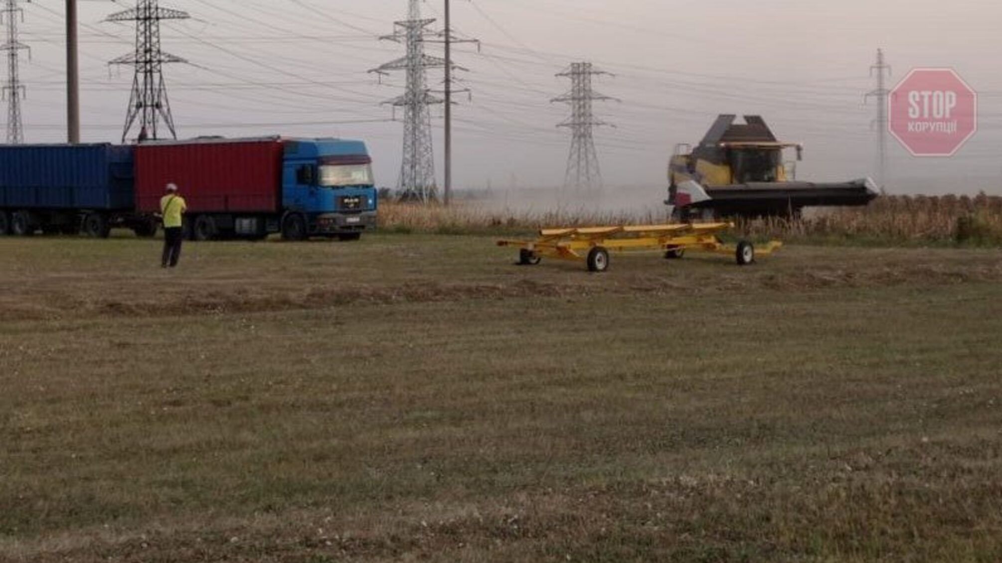 Фантоми Кам'янського: активісти показали поле, що не існує, на Дніпропетровщині