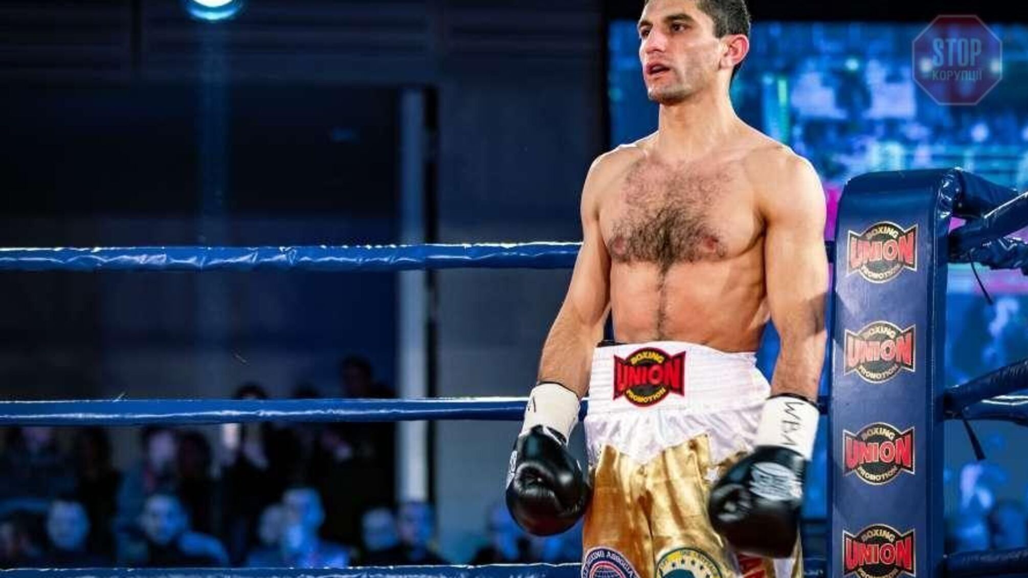 Украинский боксер защитил титул чемпиона мира