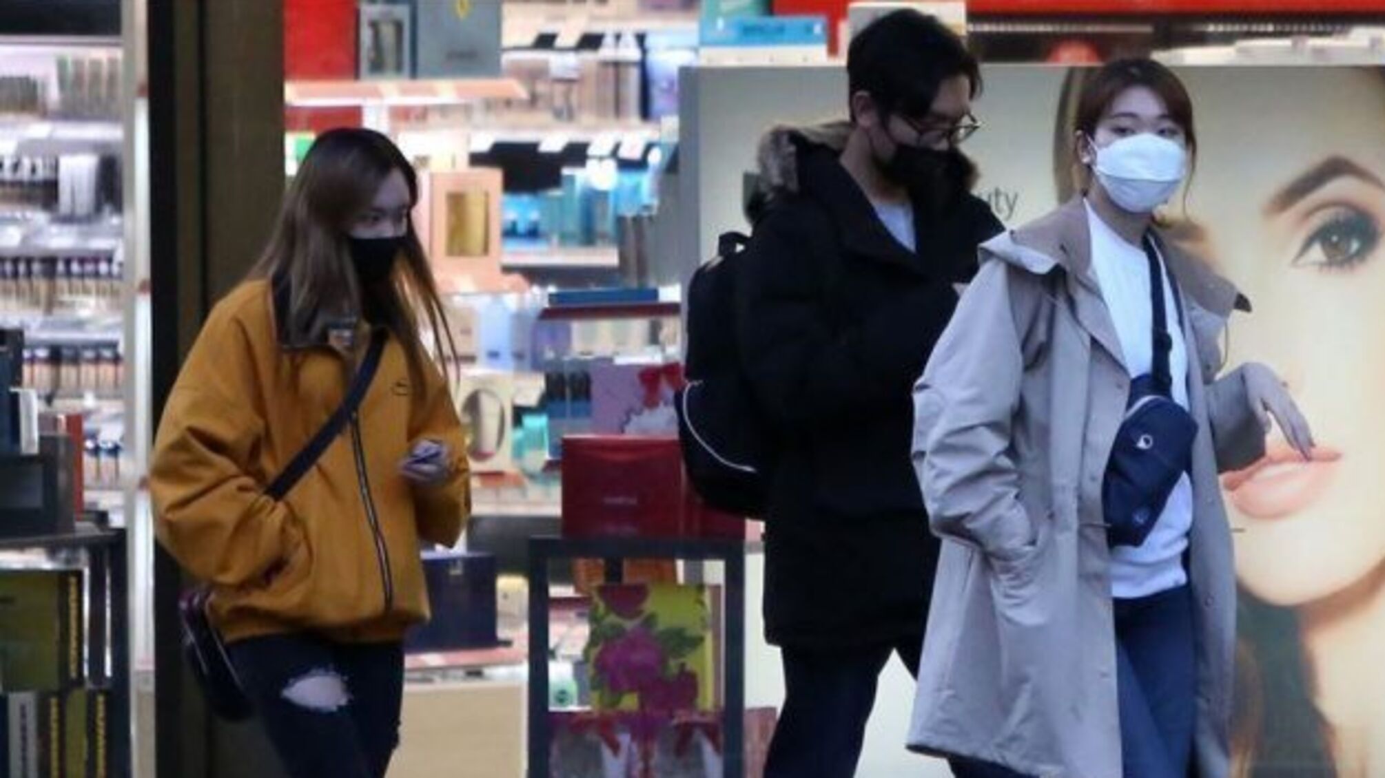 У світі зафіксували понад 251 мільйон випадків COVID-19