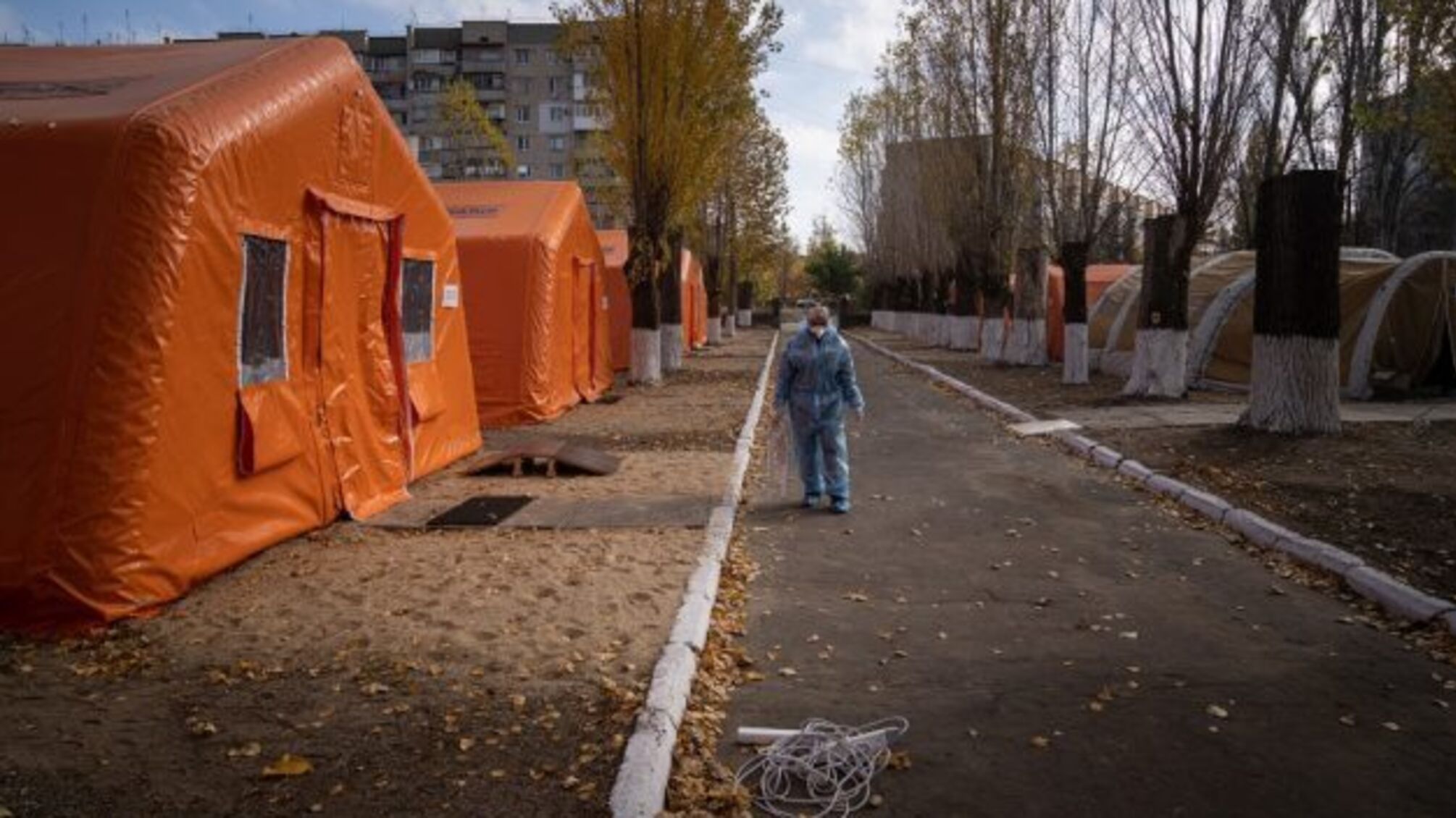 Мобільний шпиталь для COVID-хворих у Каховці заповнений майже на 50%