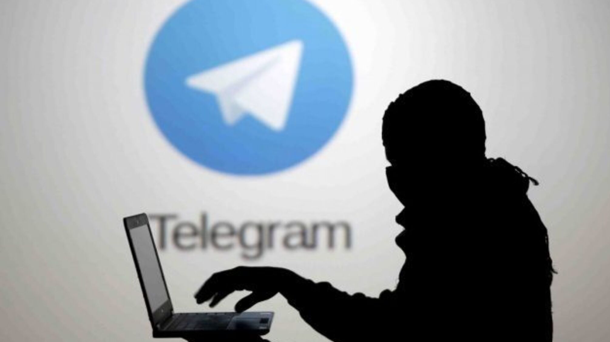 «Мисливці за наркотиками»: на чат-бот вже надійшло понад 50 звернень