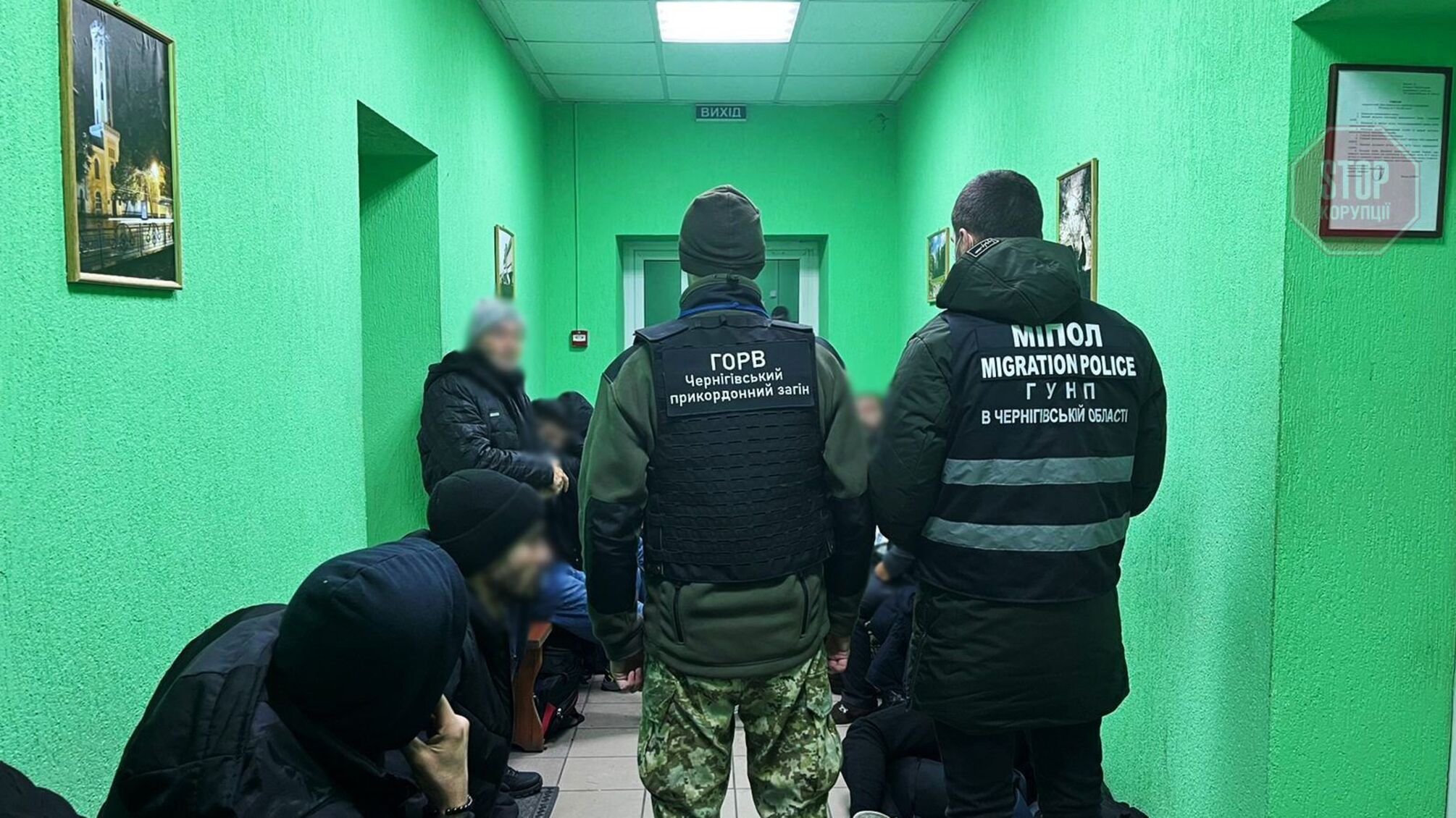 Пограничники задержали 15 мигрантов из Белоруси