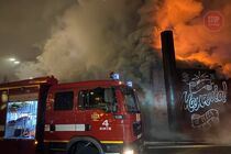 У Києві згоріла піцерія (фото, відео)