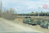 Росія перекидає танки до українського кордону, — ЗМІ