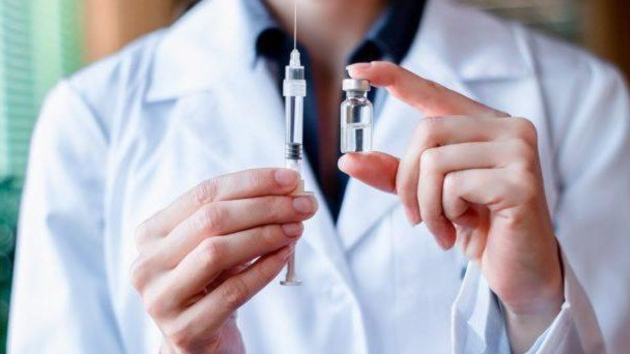 В Австрії дозволили COVID-вакцинацію четвертою дозою