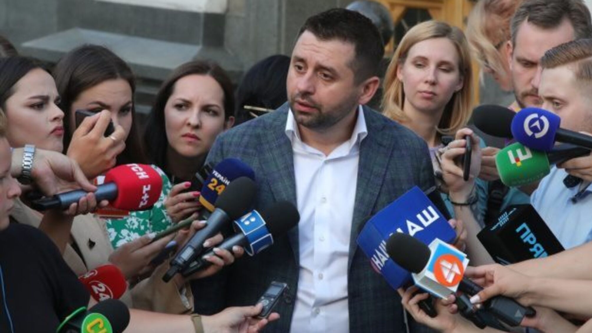 Арахамія каже, що «слуги» не планують ініціювати позачергові засідання Ради