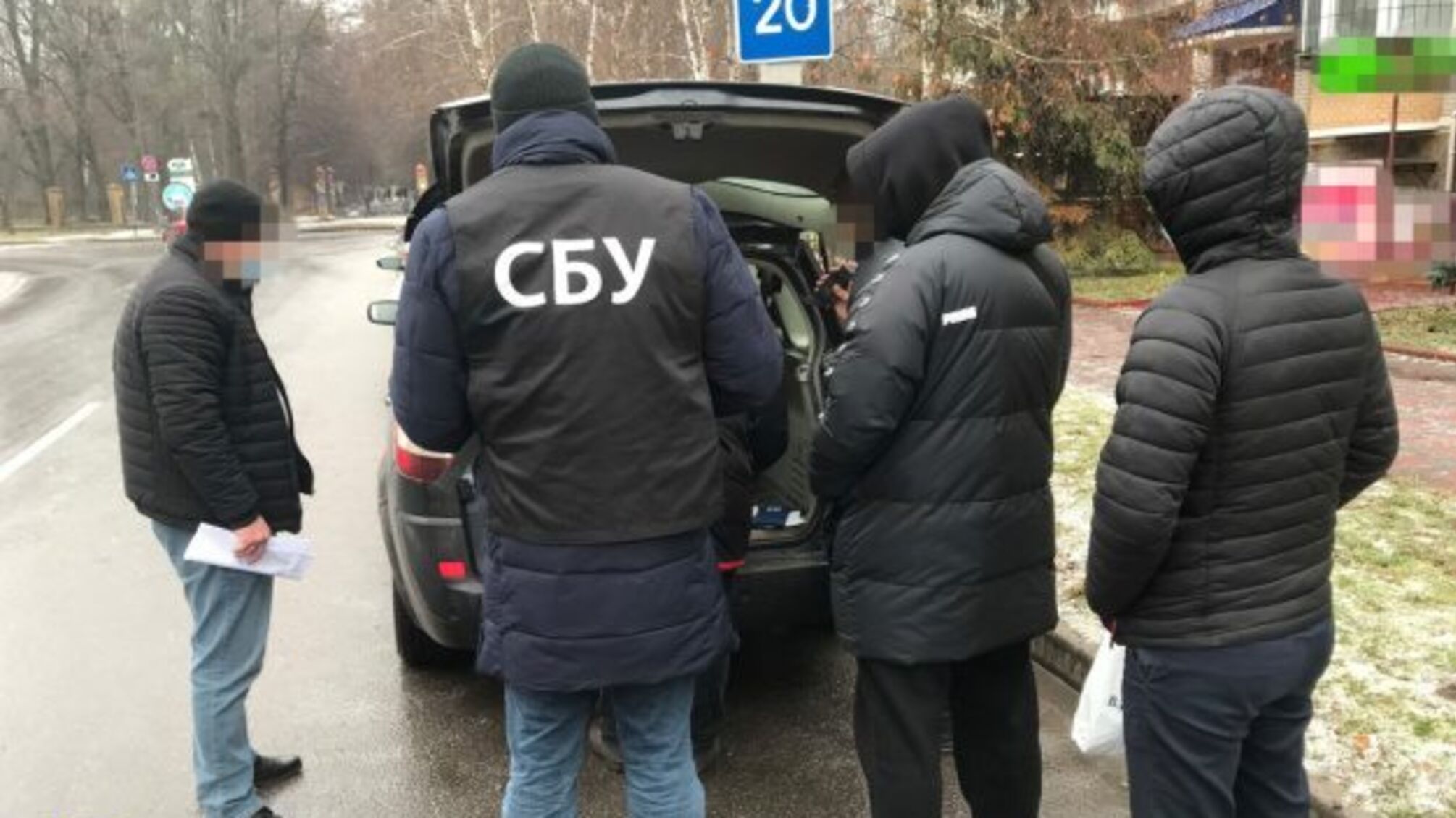 СБУ викрила мережу, яка виготовляла до 500 фейкових COVID-сертифікатів на місяць