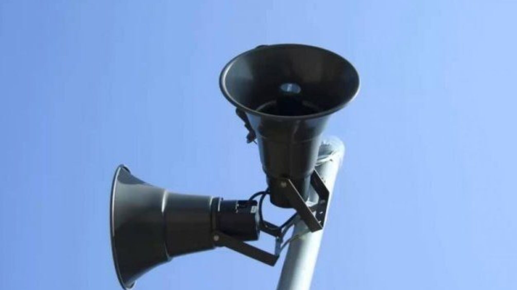 У КМДА кажуть, що перевірки сирен у Києві сьогодні не буде