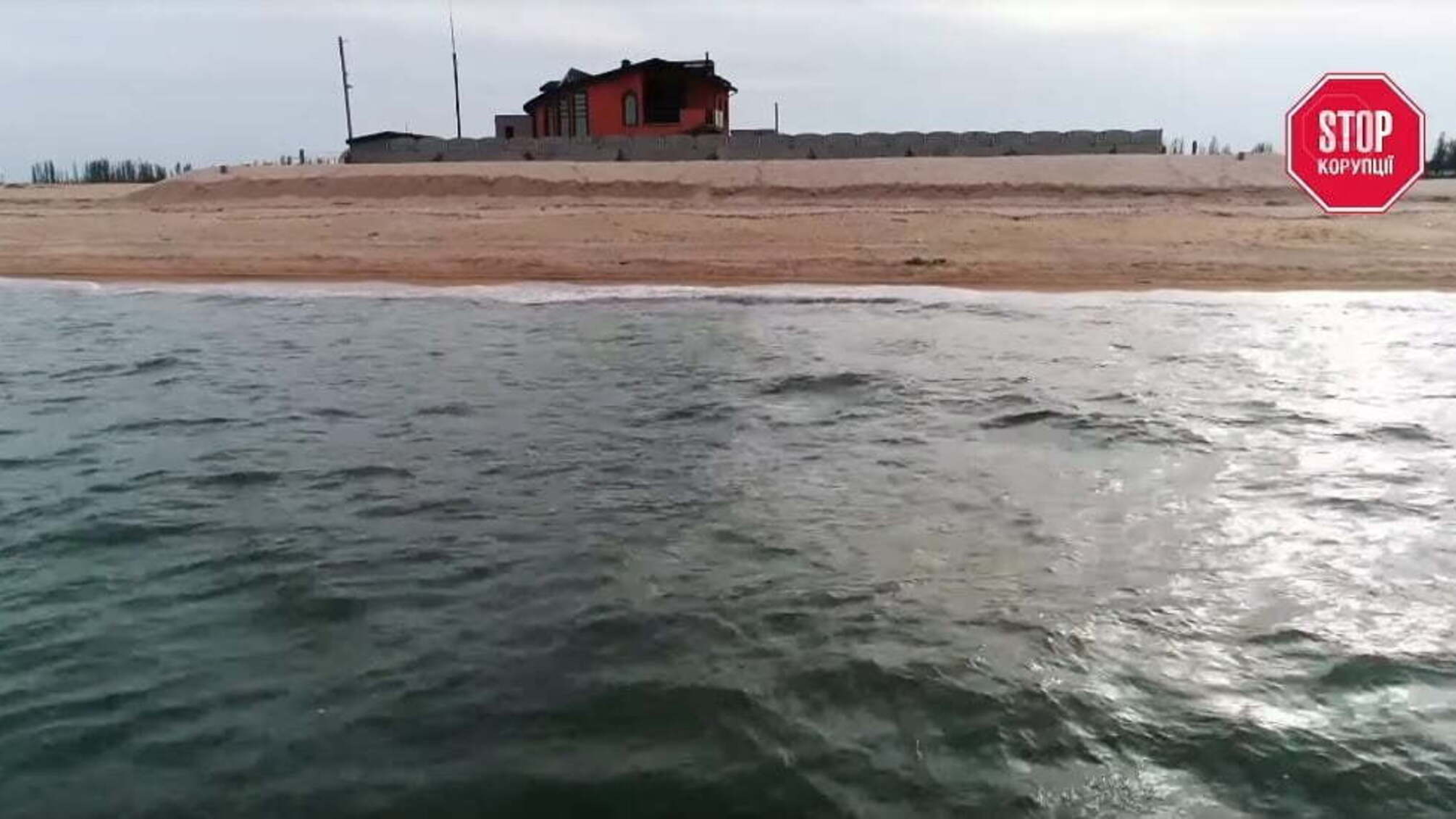 Узбережжя Арабатської стрілки повернуть народу: активіст виграв суд