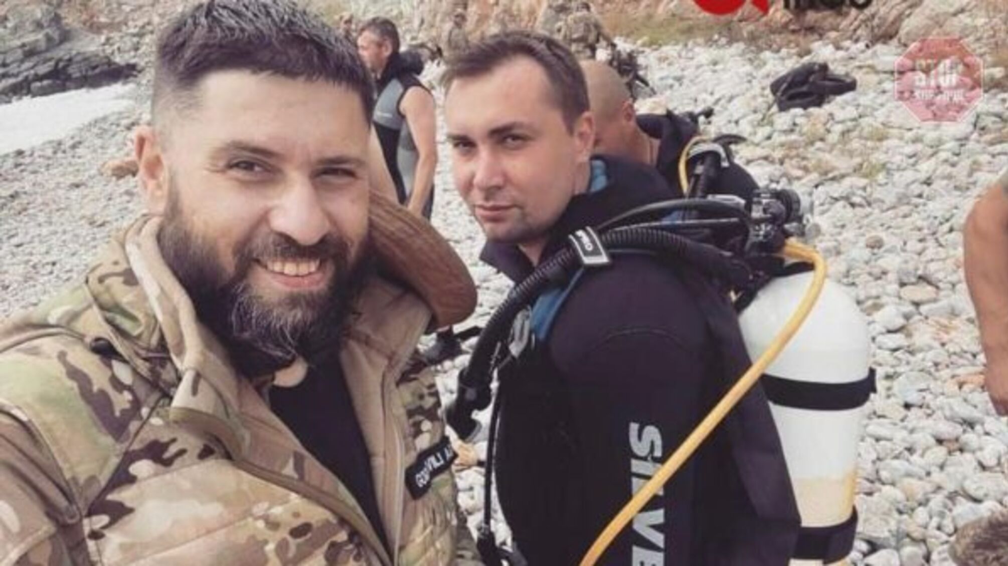 СМИ: Уволенный Гогилашвили живет вместе с главой разведки Строительным в доме скандального бизнесмена