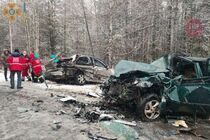На Черниговщине столкнулись два автомобиля, есть погибшие (фото)