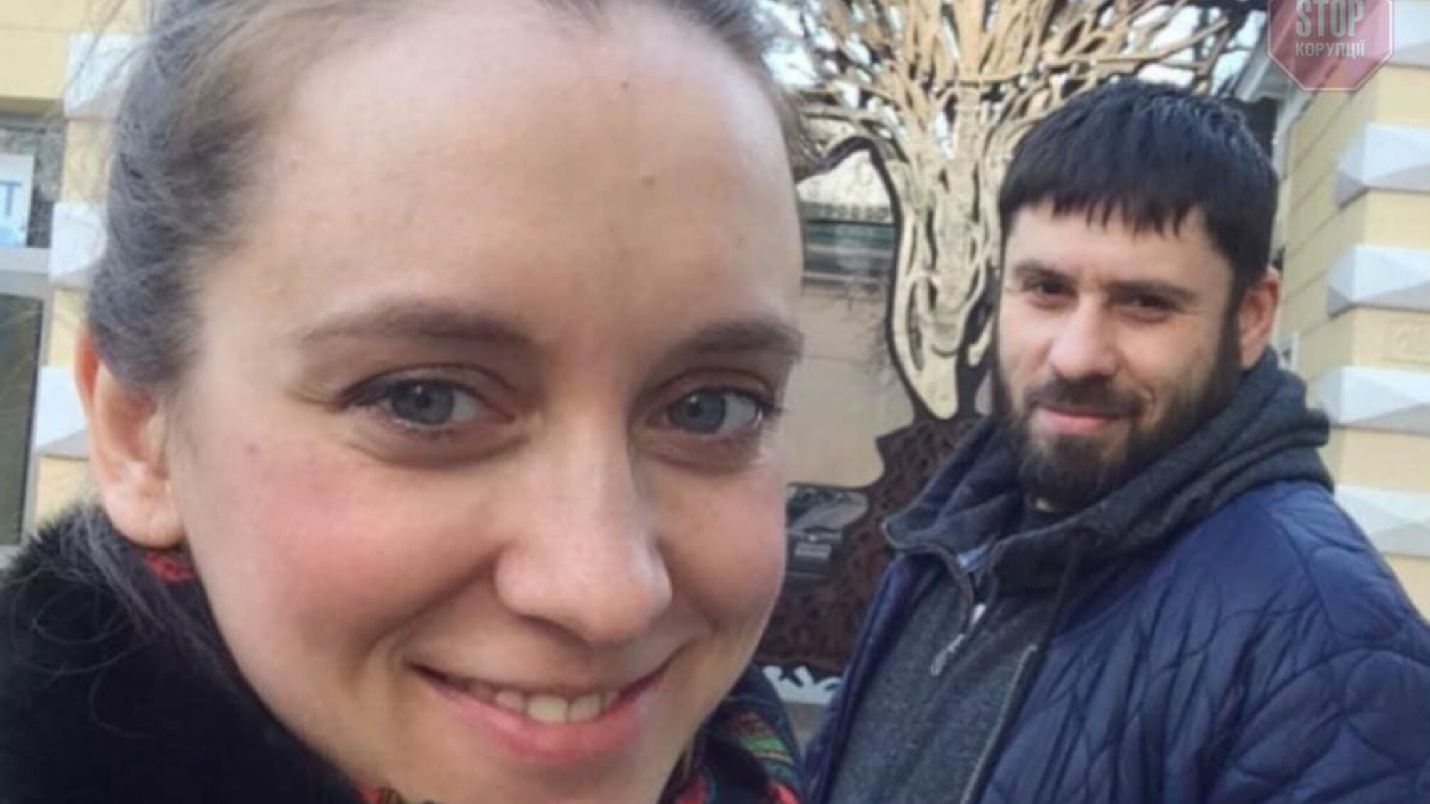 'Сейчас она уже трудоустроена в Офисе', - Подоляк о жене Гогилашвили