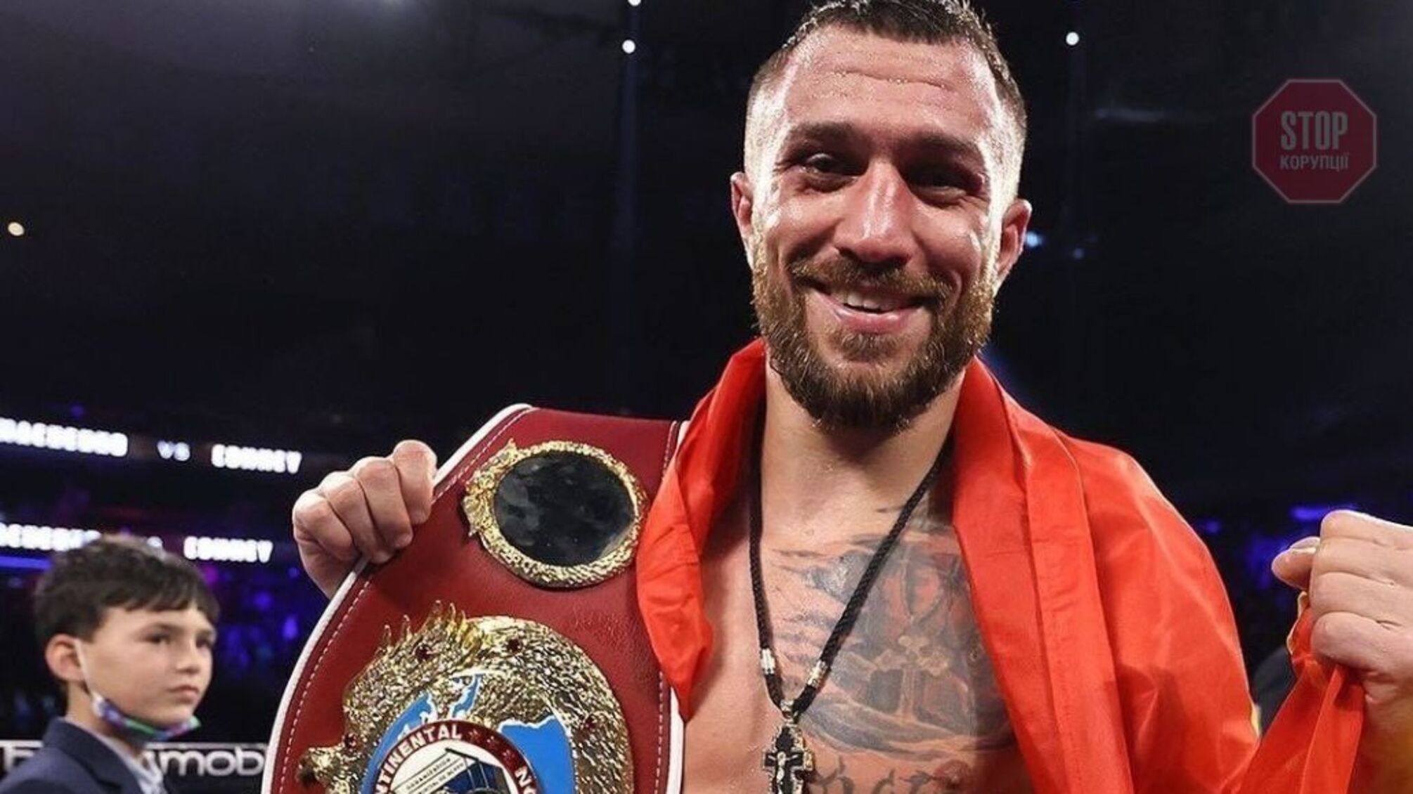 Ломаченко відмовився брати до рук прапор України після перемоги над Коммі