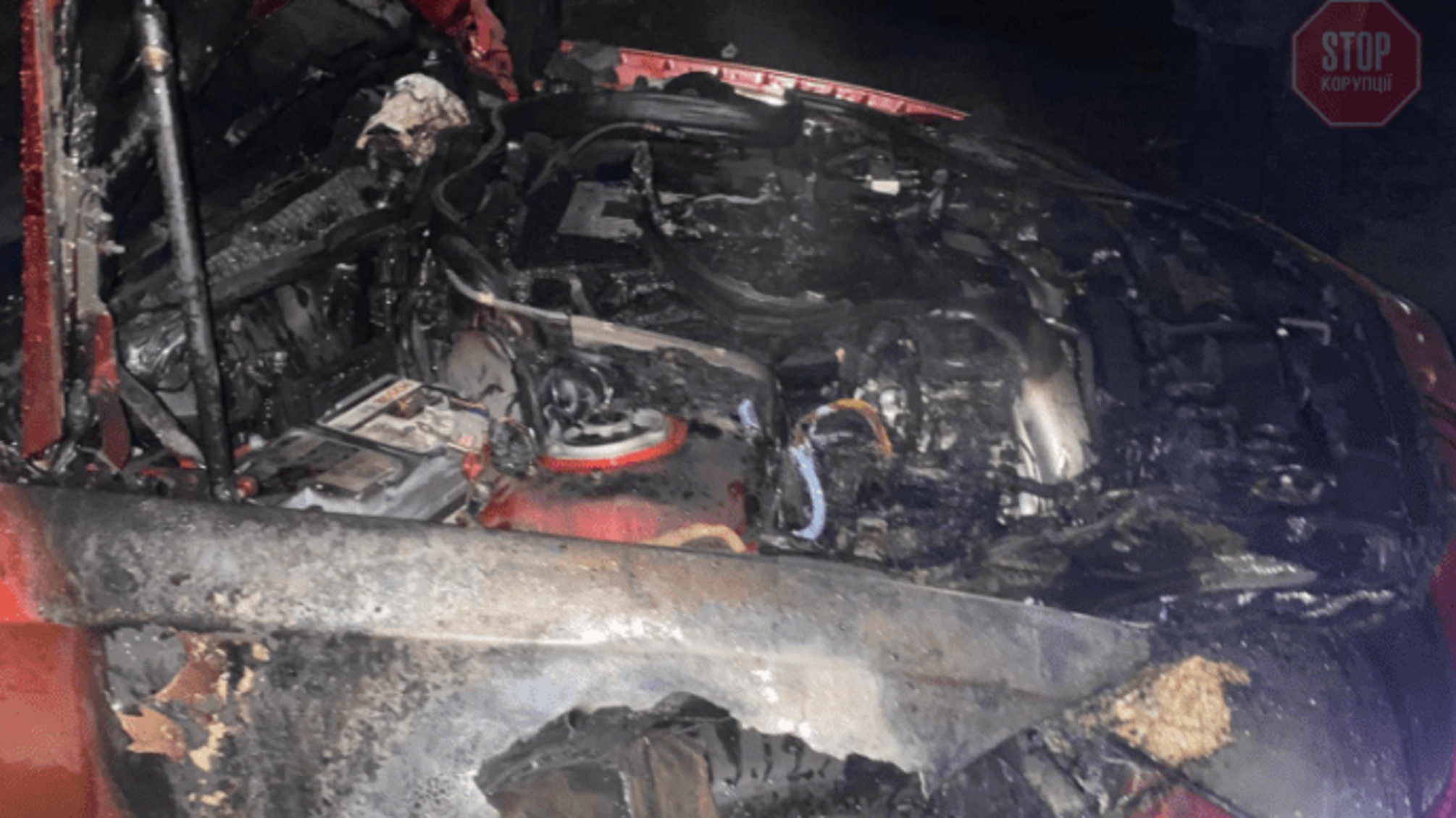 В Новой Каховке подожгли машину депутата из «ЕС» (фото)