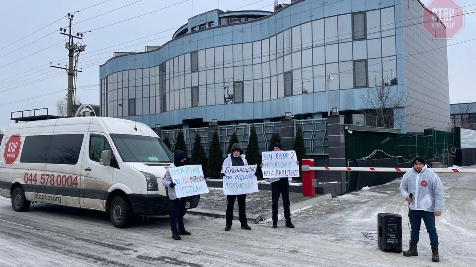 Замість готелю – ЖК: як незаконне будівництво Стріхарського “Sky river 2” перетворилося на чергову історію бездіяльності