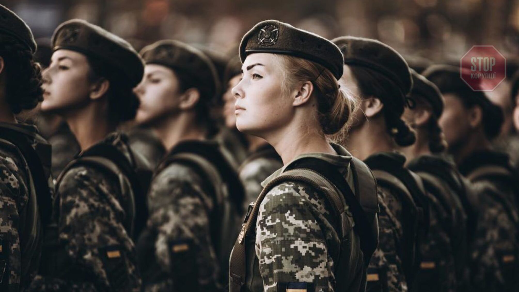Бухгалтерки та юристки: в Україні жінок братимуть на військовий облік