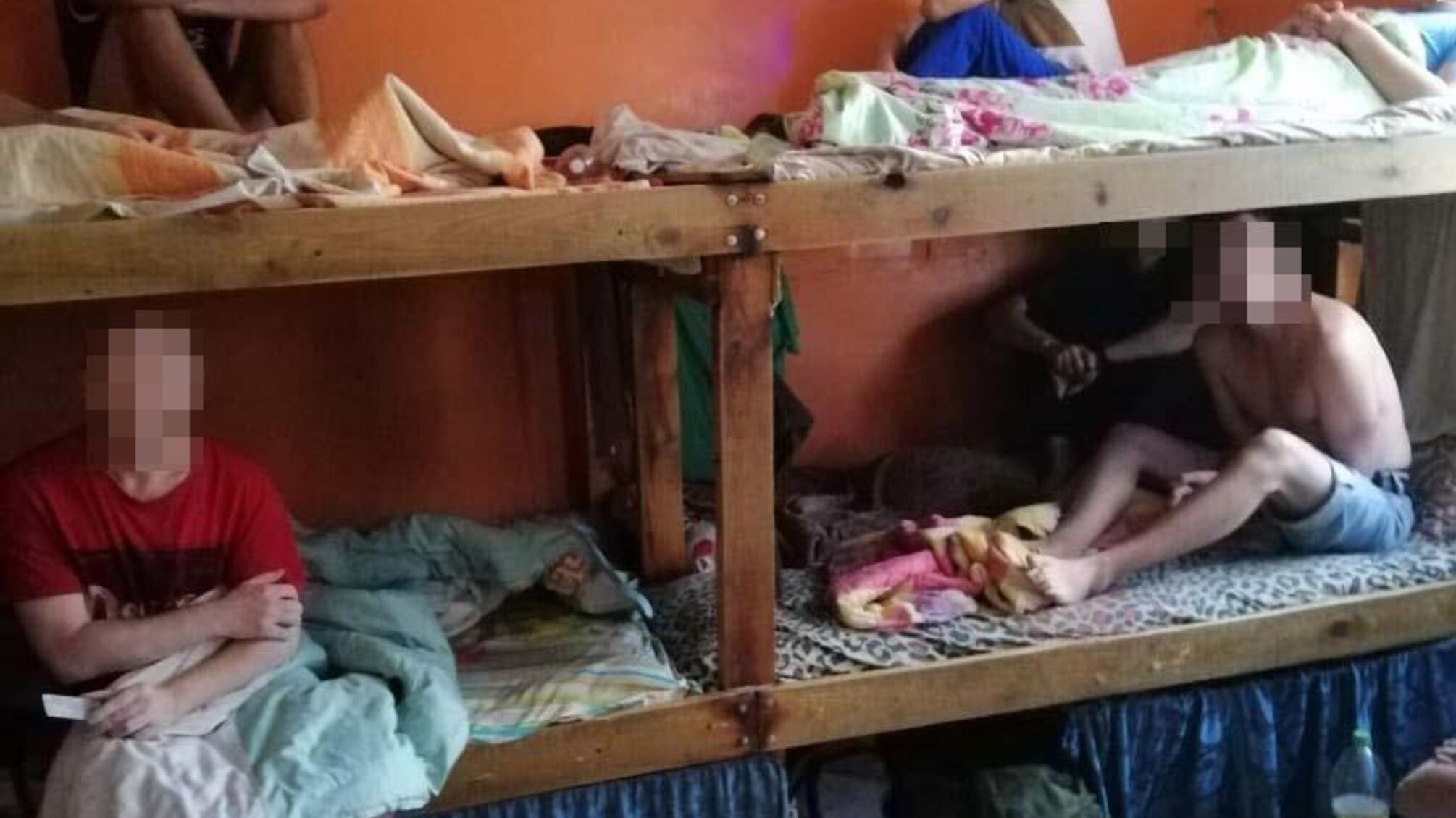 На Дніпропетровщині поліцейські скерували до суду обвинувальний акт щодо членів двох організованих злочинних угруповань, які втягували людей у трудове рабство