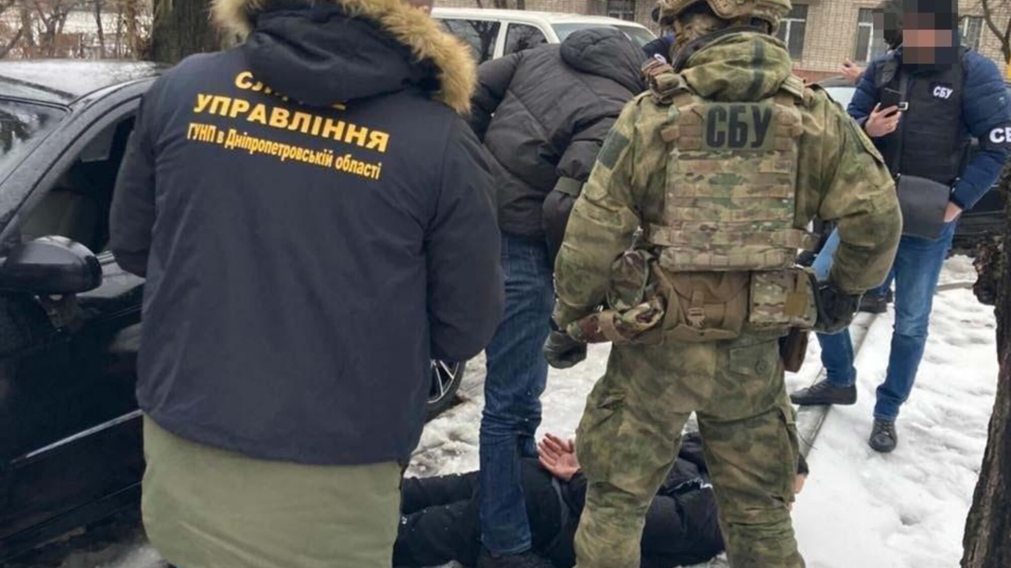 У Дніпрі поліцейські затримали учасників злочинної групи з угруповання кримінального авторитета 'Арійця', затриманого у 2020 році