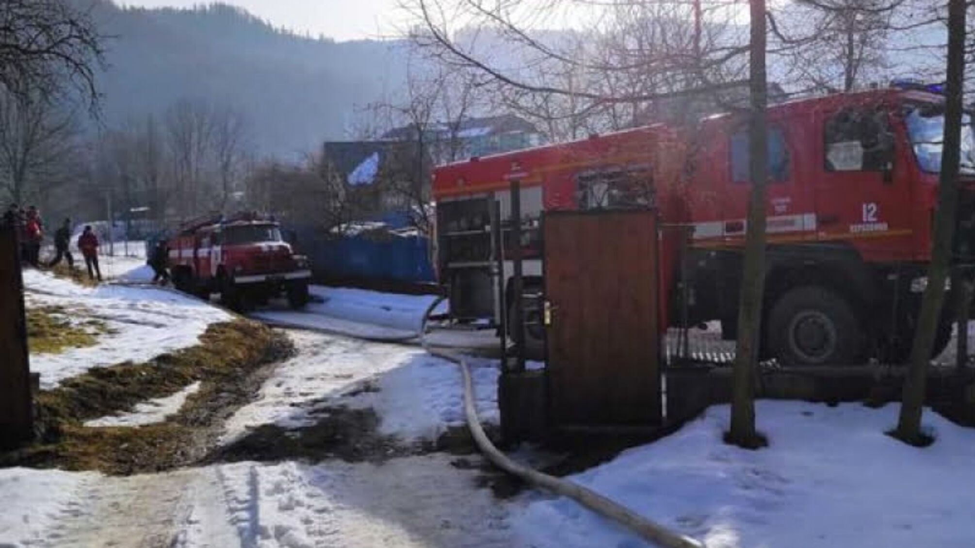 Івано-Франківська область: Рятувальники ліквідували пожежу житлового будинку у селі Білоберізка