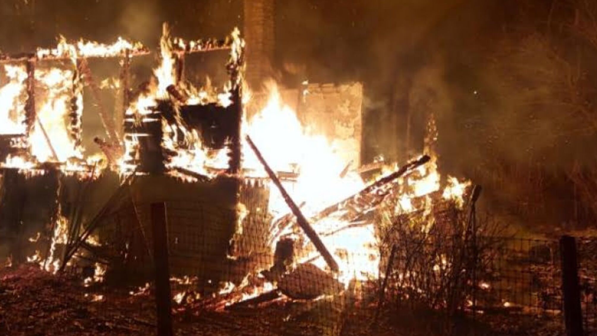Київська область: внаслідок пожежі вогнем знищено житловий будинок, 1 людина загинула