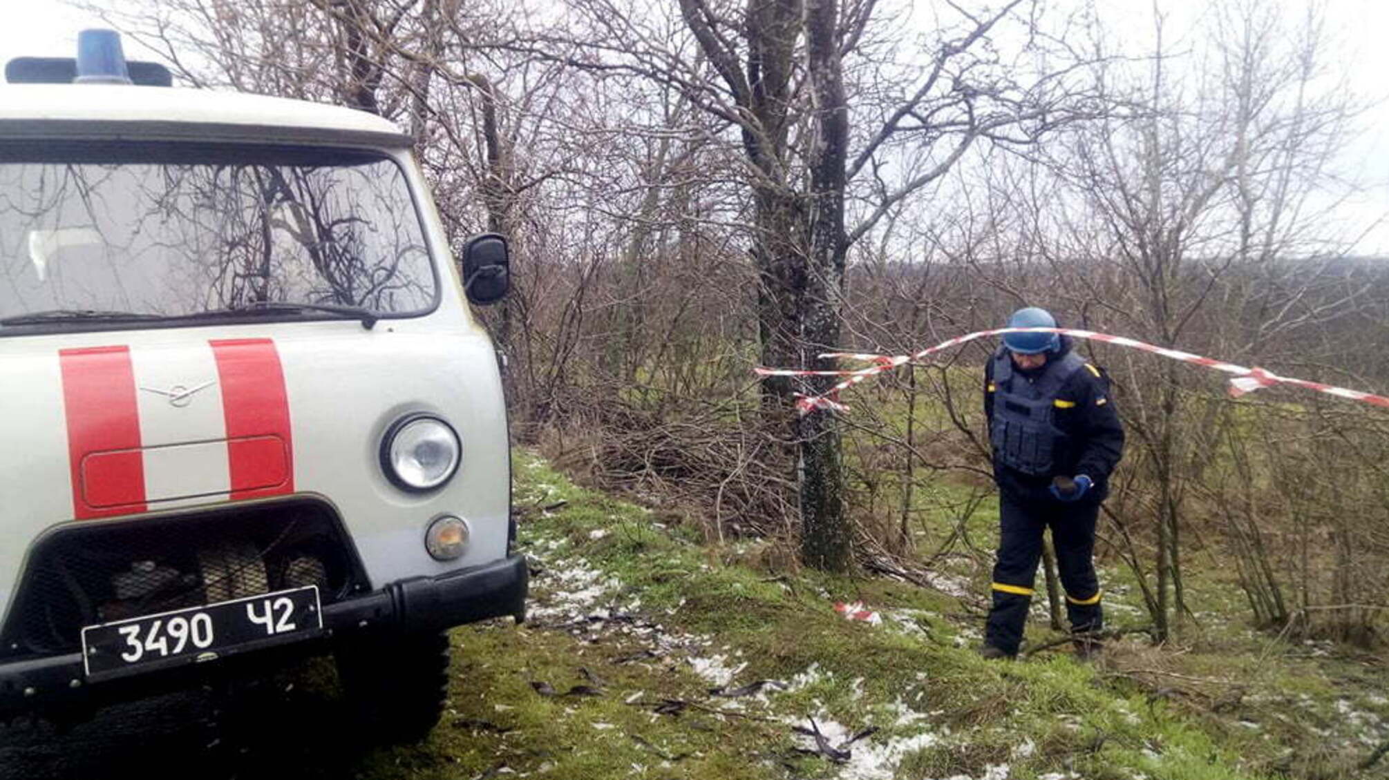 Миколаївська область: піротехніки знищили артилерійський снаряд, виявлений на Снігурівщині