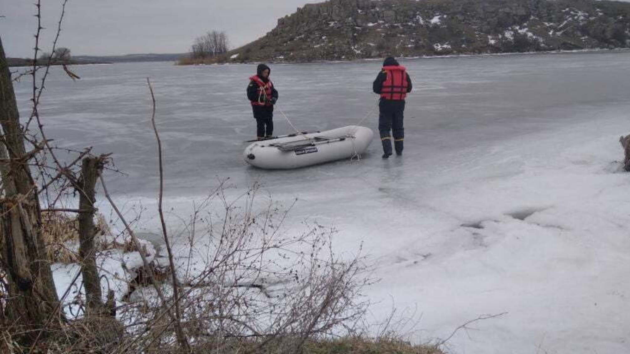 Миколаївська область: рятувальники проводять пошуки двох зниклих чоловіків на р. Південний Буг