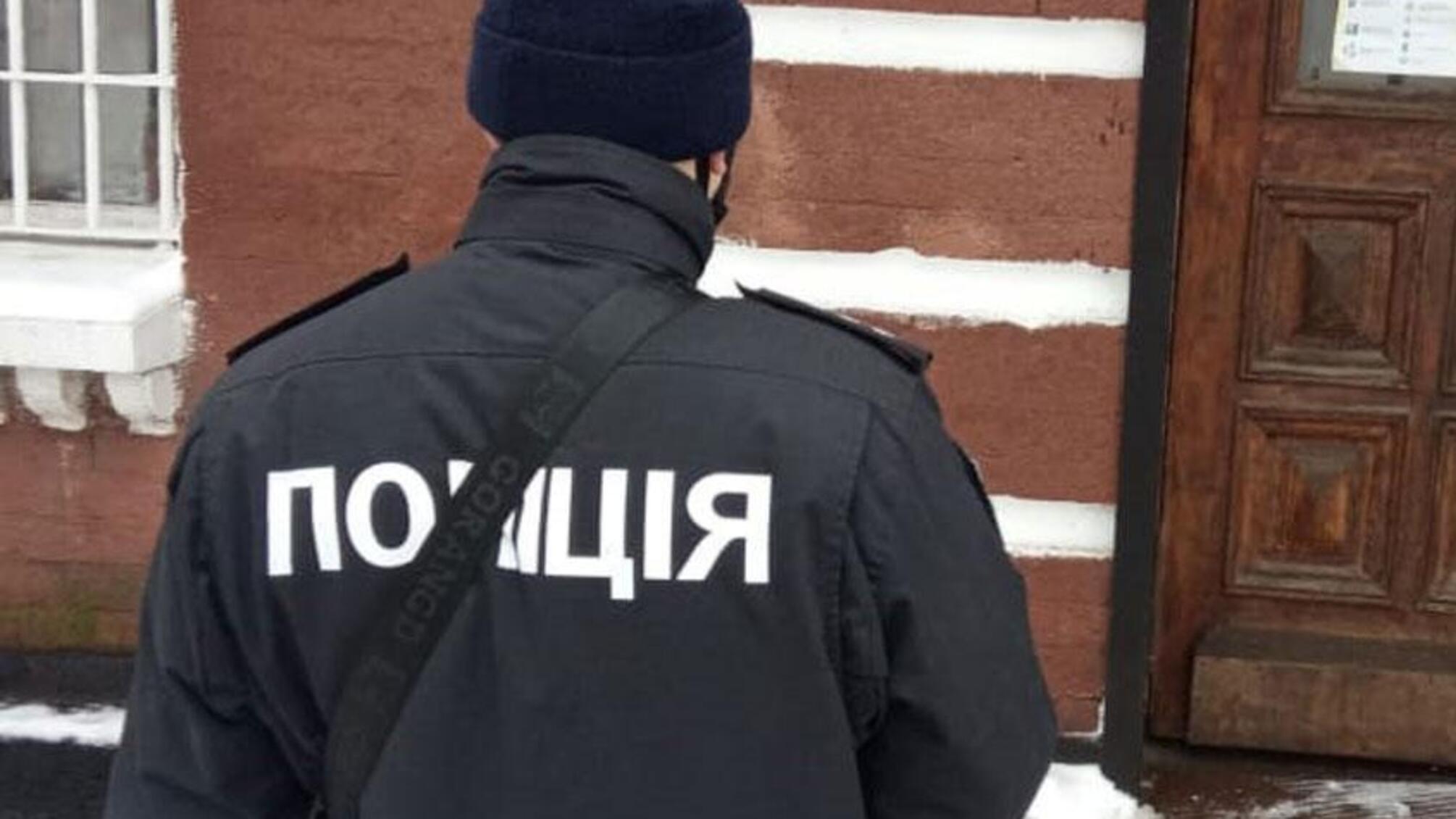 Чернігівська поліція провела обшуки у камері підозрюваних в шахрайстві, які перебувають в одеському СІЗО
