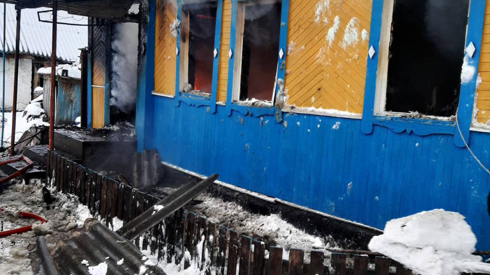 Житомирська область: за добу рятувальники ліквідували чотири пожежі, що попередньо сталися через пічне опалення