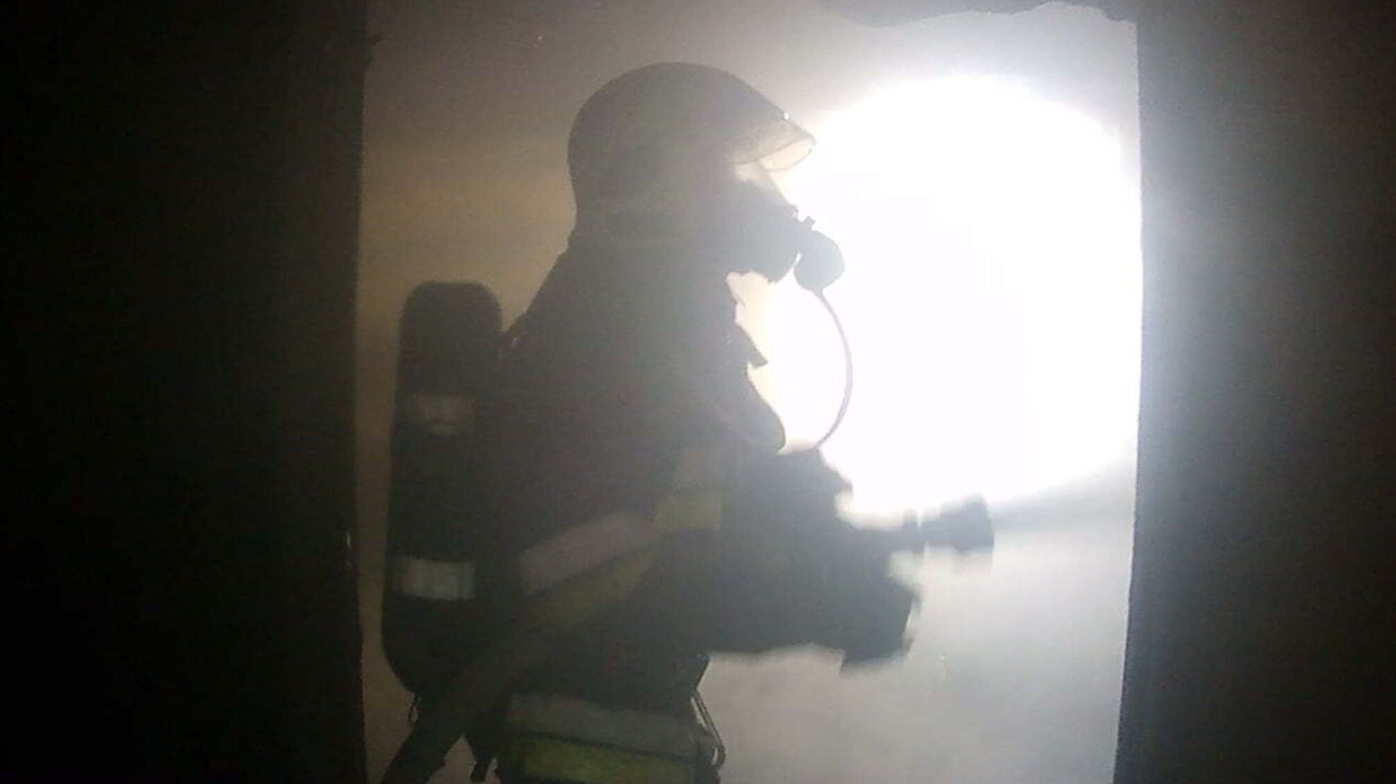 Хмельницька область: рятувальники ліквідували пожежу житлового будинку, на якій загинув чоловік