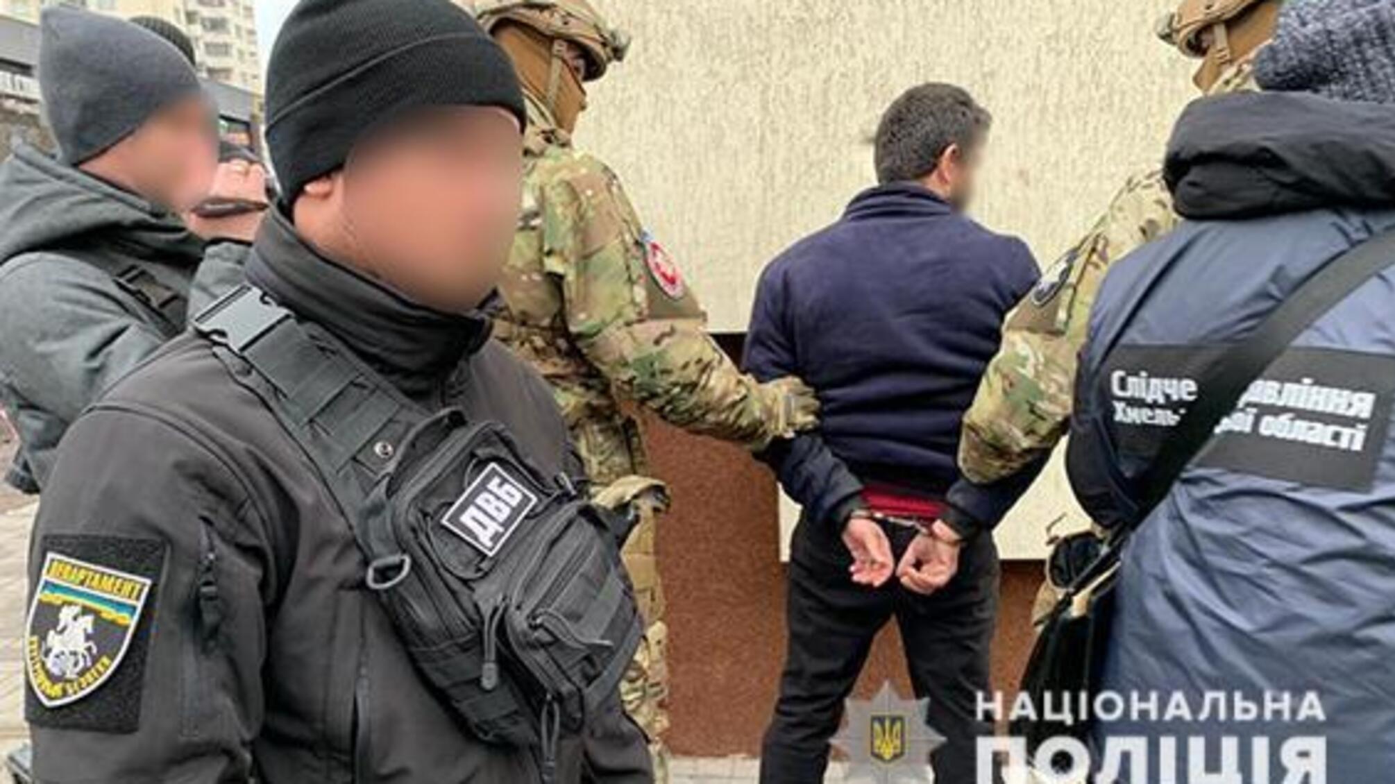 У Хмельницькому до 4 років позбавлення волі засудили іноземця, який вимагав 20 тисяч доларів у місцевої жительки