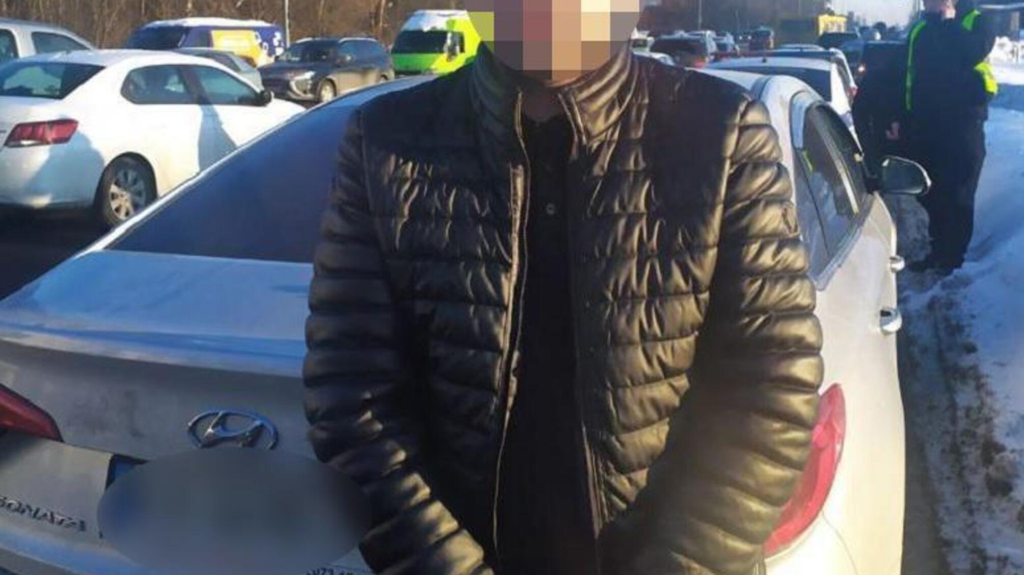 Поліцейські Києва встановлюють обставини смерті чоловіка у центрі столиці