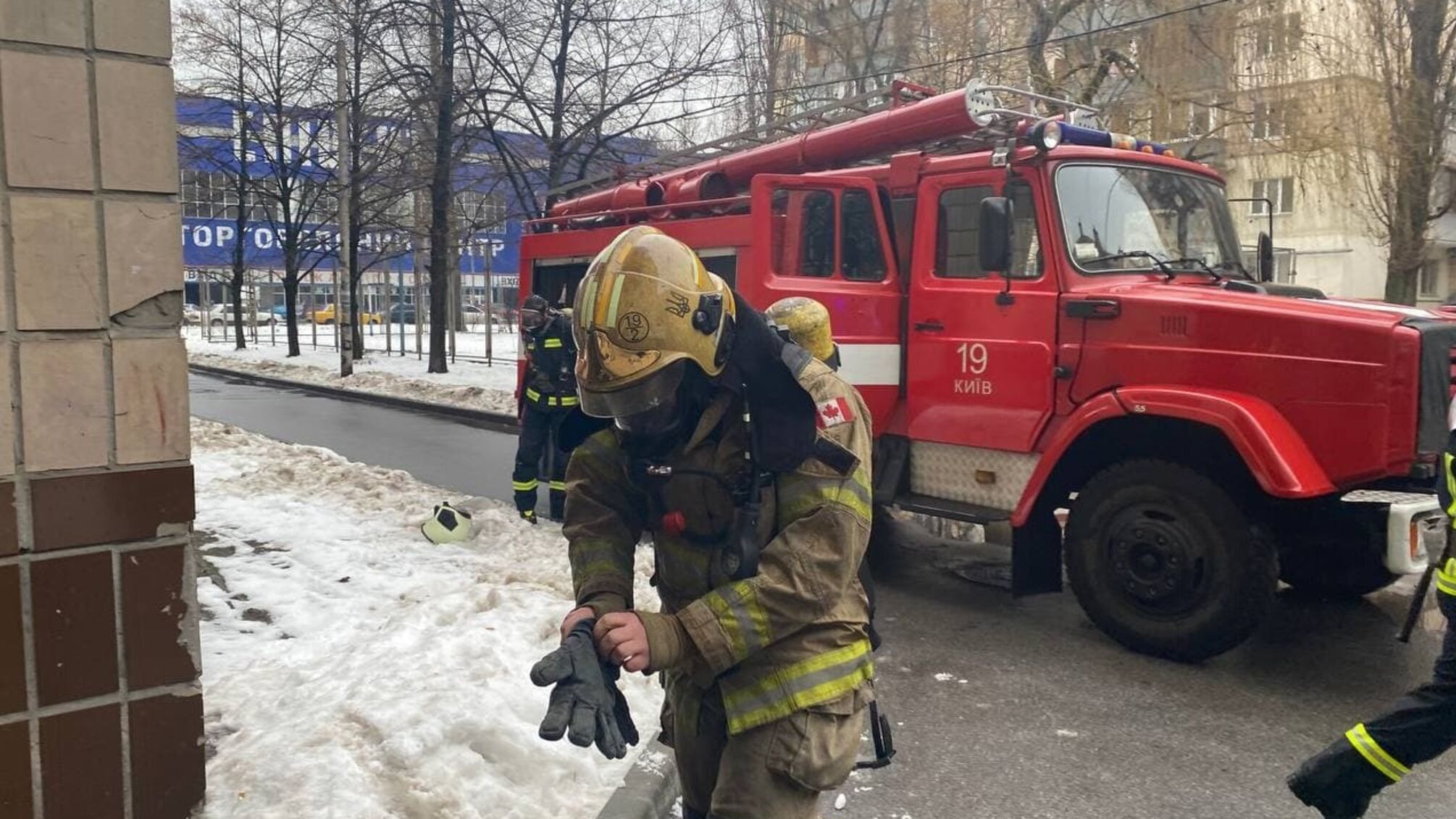 м.Київ: Рятувальники ліквідували займання в гуртожитку