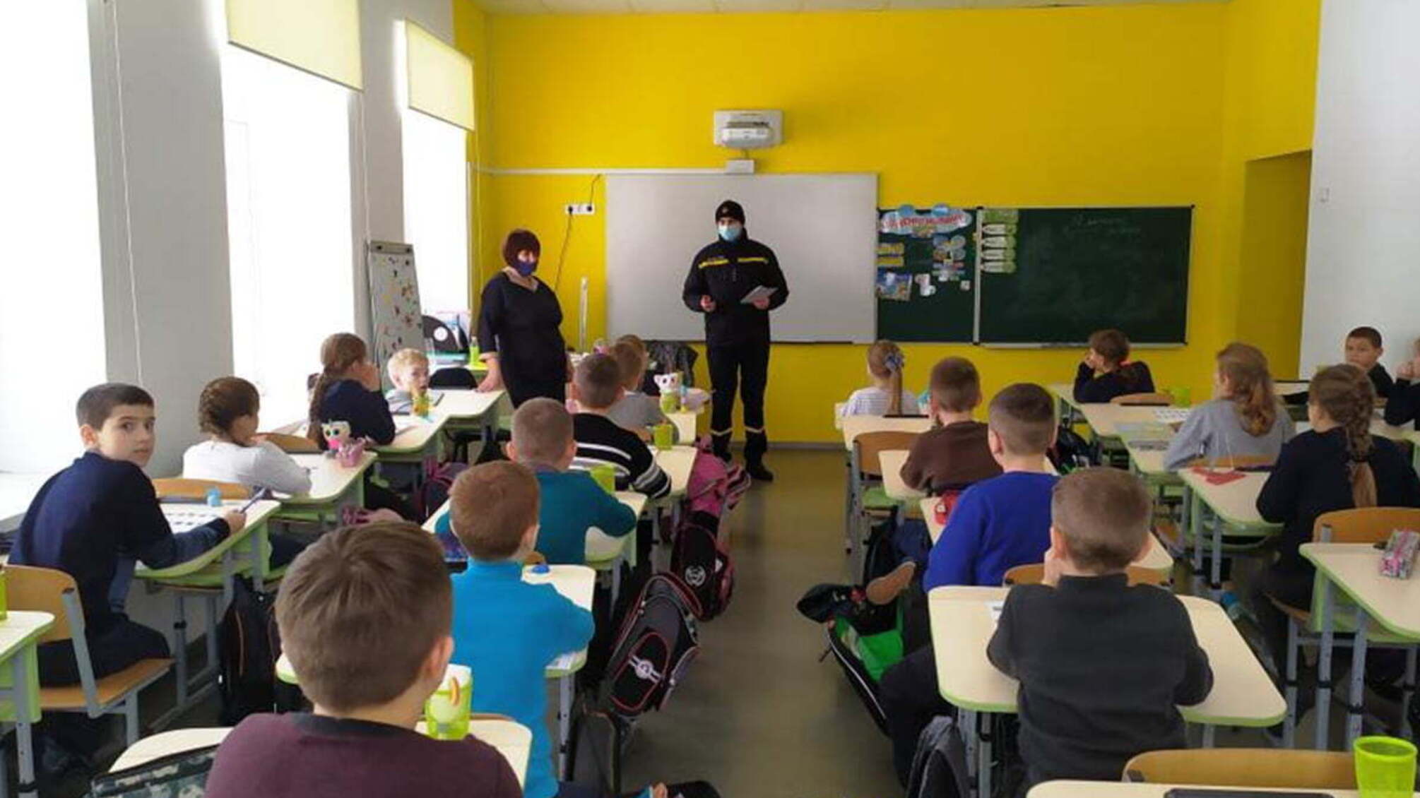 Дніпропетровська область: рятувальники розповіли правила безпеки життєдіяльності для підростаючого покоління