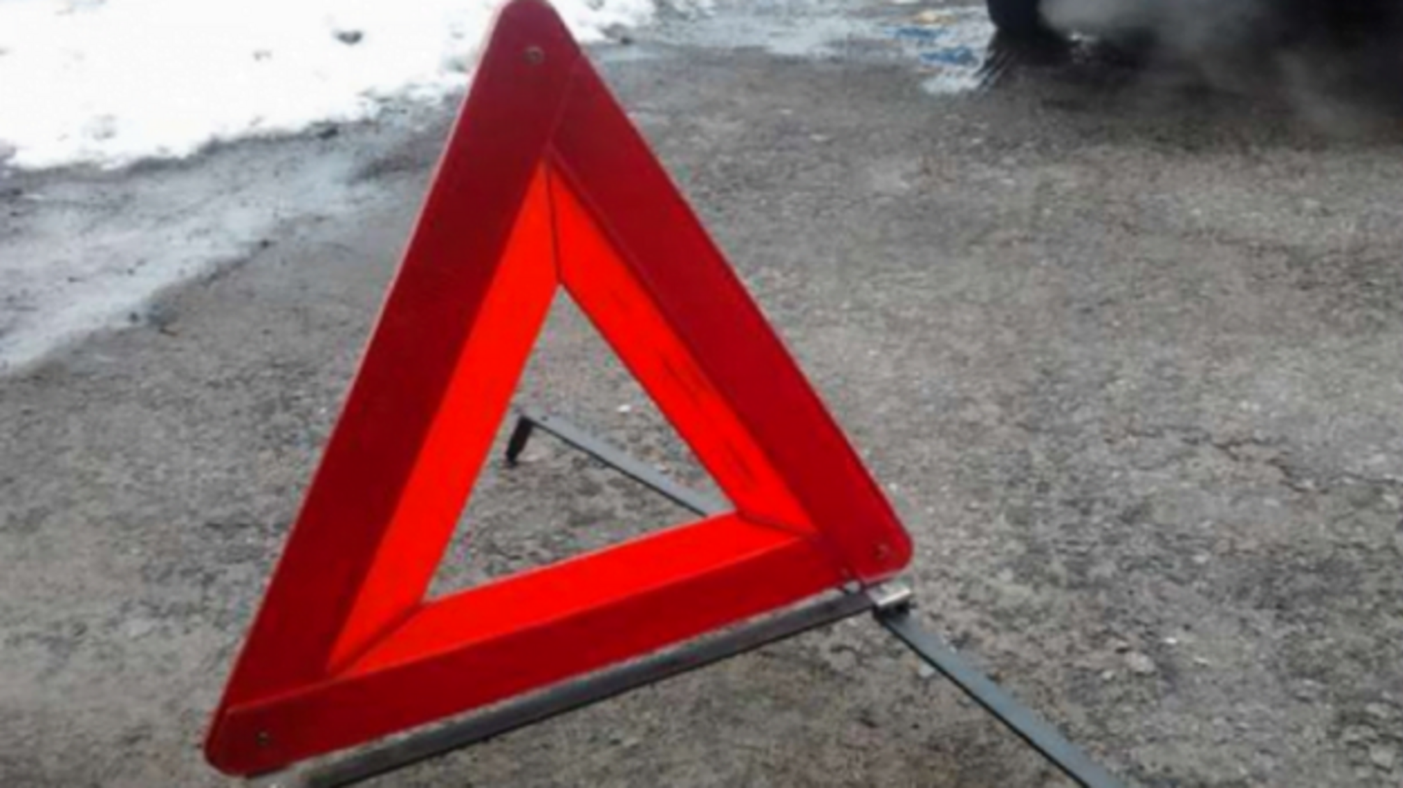 На Миколаївщині тепловоз в'їхав у маршрутку